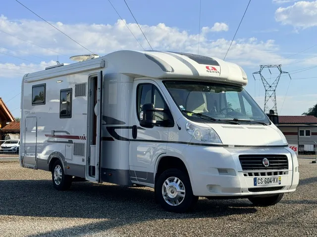 Camping-car occasion – Profilé — Camping-car profilé