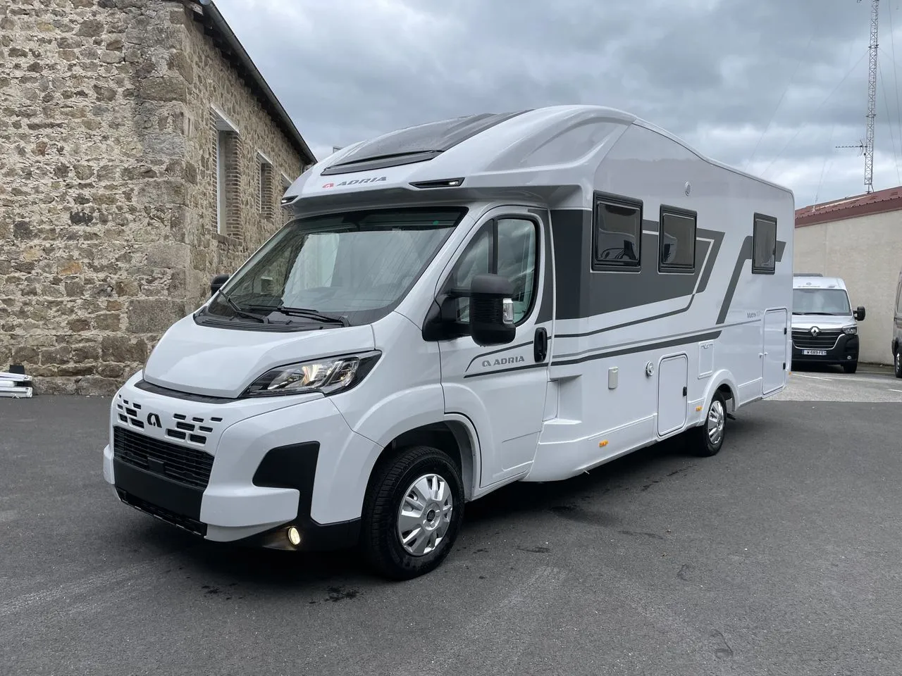 Camping-car - Adria - MATRIX Plus 670 DC - 2025