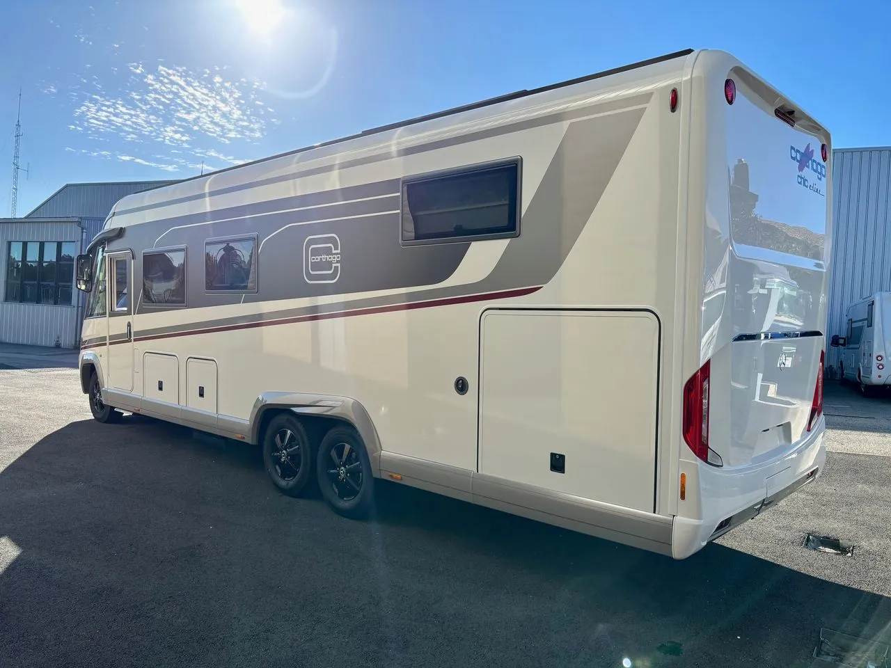 Camping-car - Carthago - Chic E-LINE 64XL QB - 2025