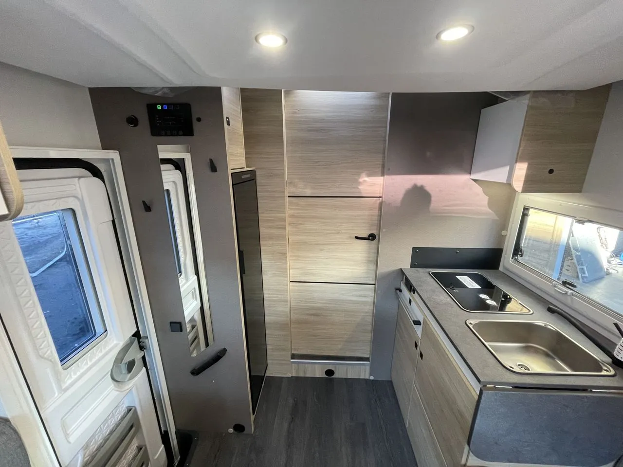 Camping-car - Chausson - 777 First Line Boite Automatique - 2025