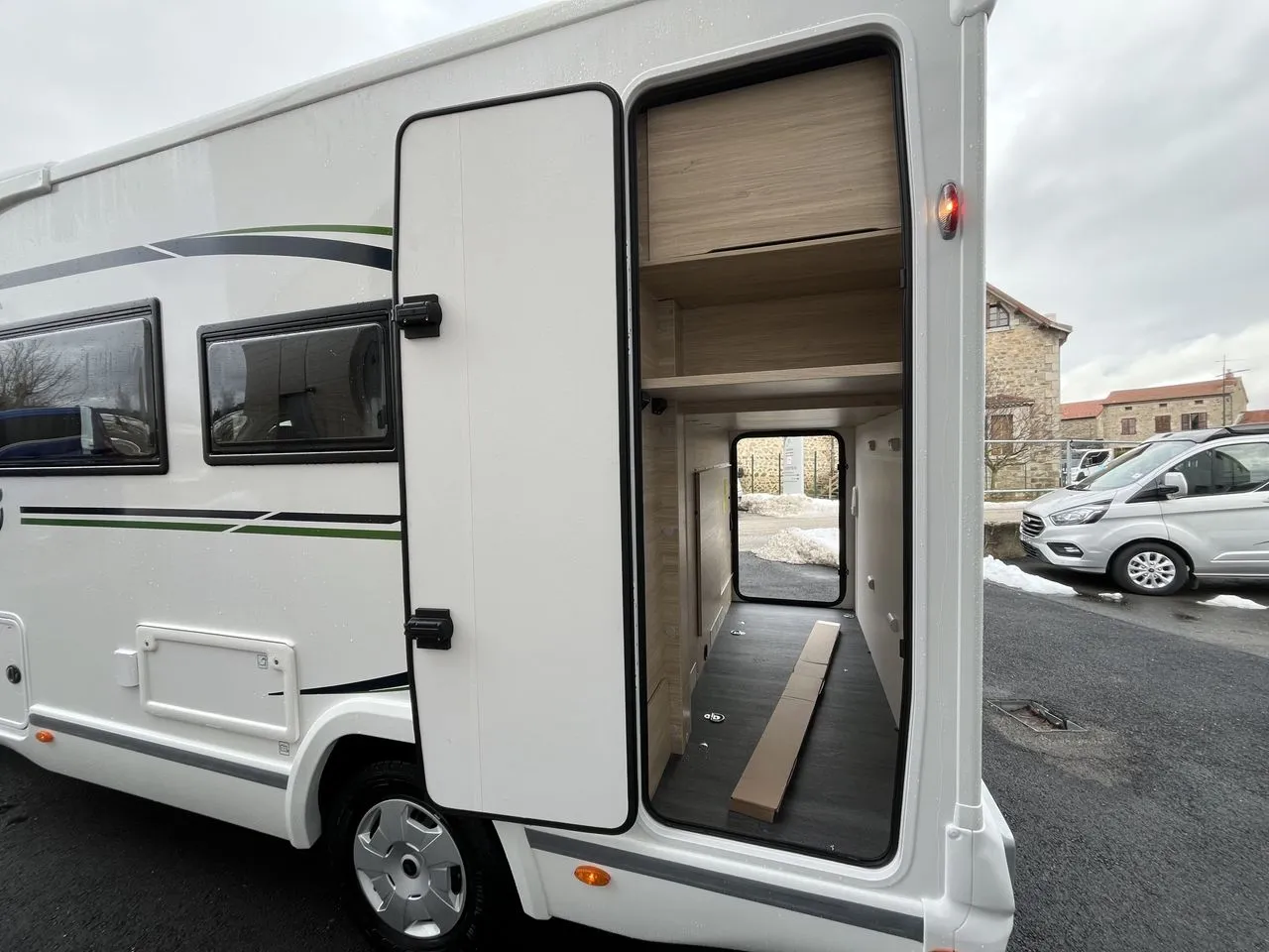 Camping-car - Chausson - 650 First Line Boite Automatique - 2025