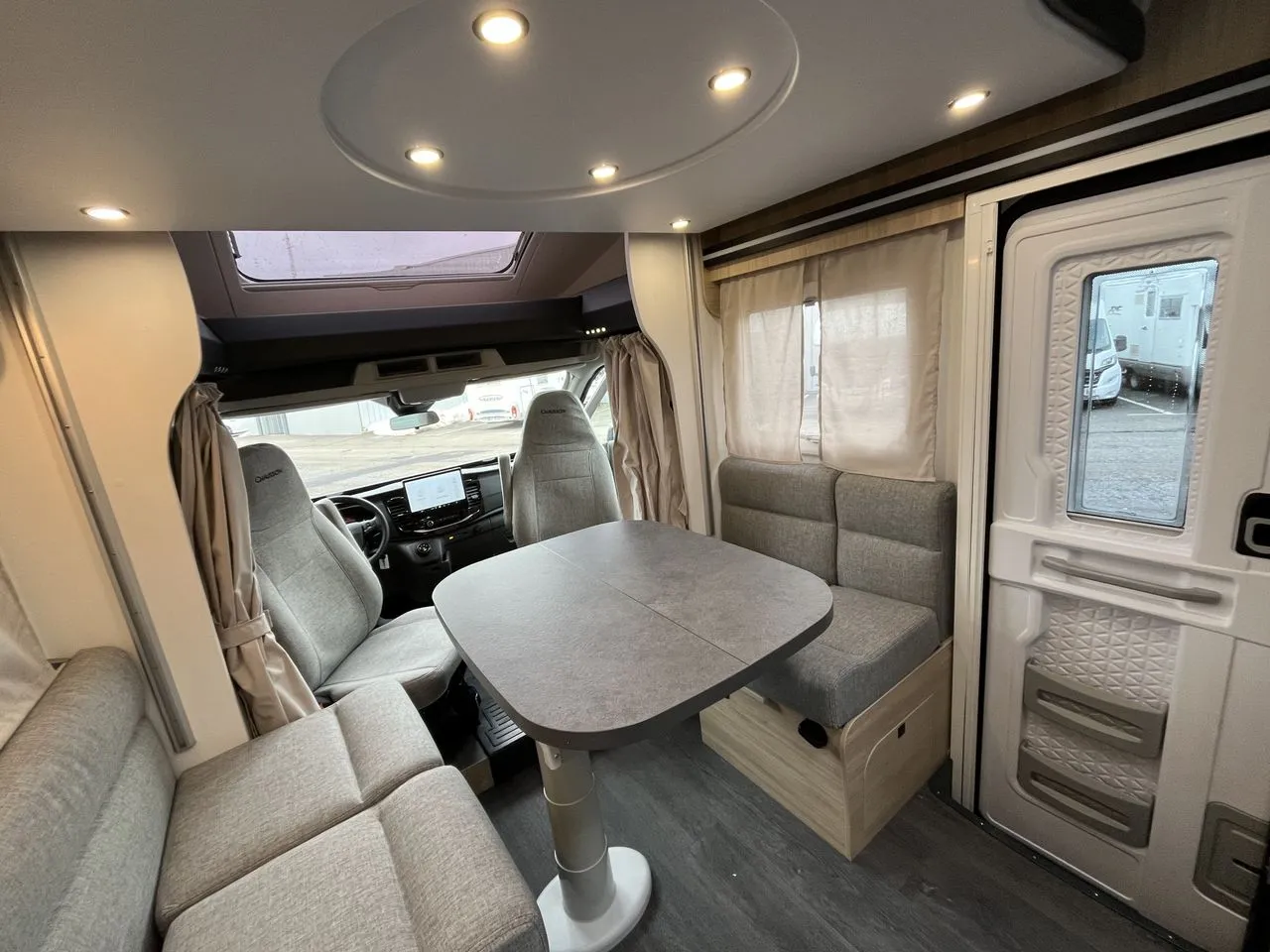 Camping-car - Chausson - 650 First Line Boite Automatique - 2025