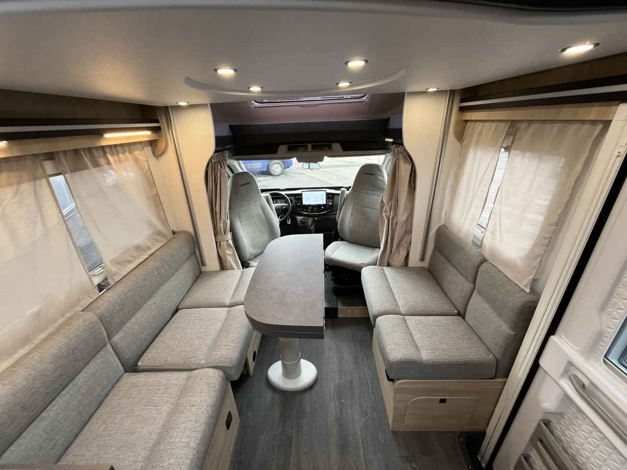 Camping-car - Chausson - 650 First Line Boite Automatique - 2025