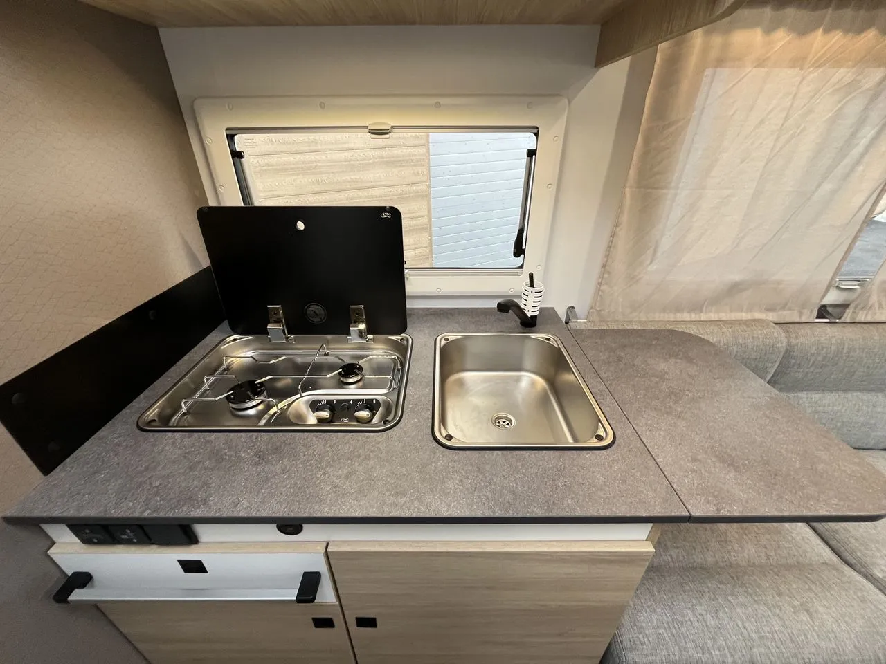 Camping-car - Chausson - 650 First Line Boite Automatique - 2025