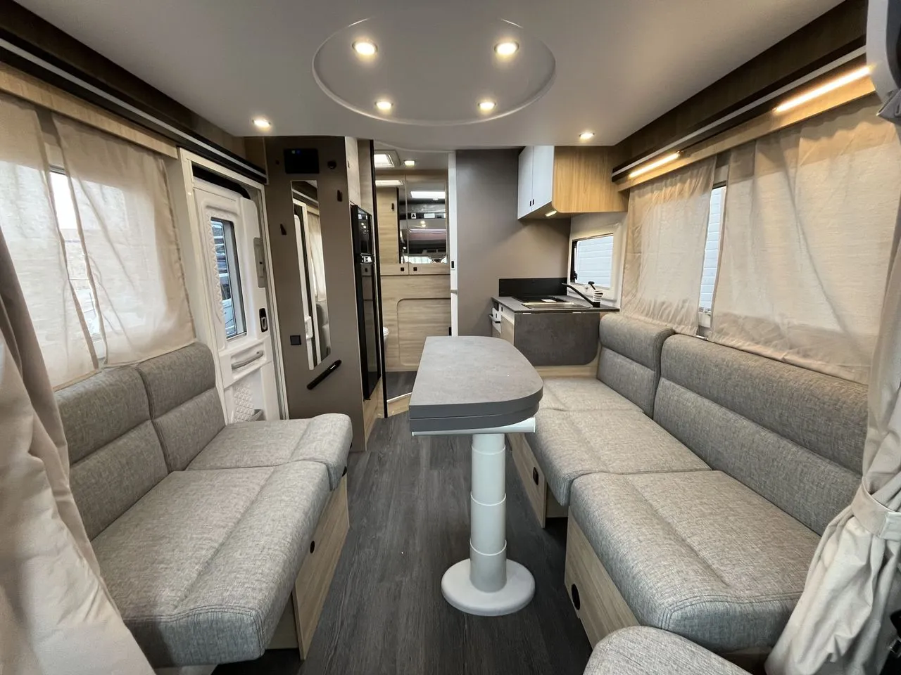 Camping-car - Chausson - 650 First Line Boite Automatique - 2025