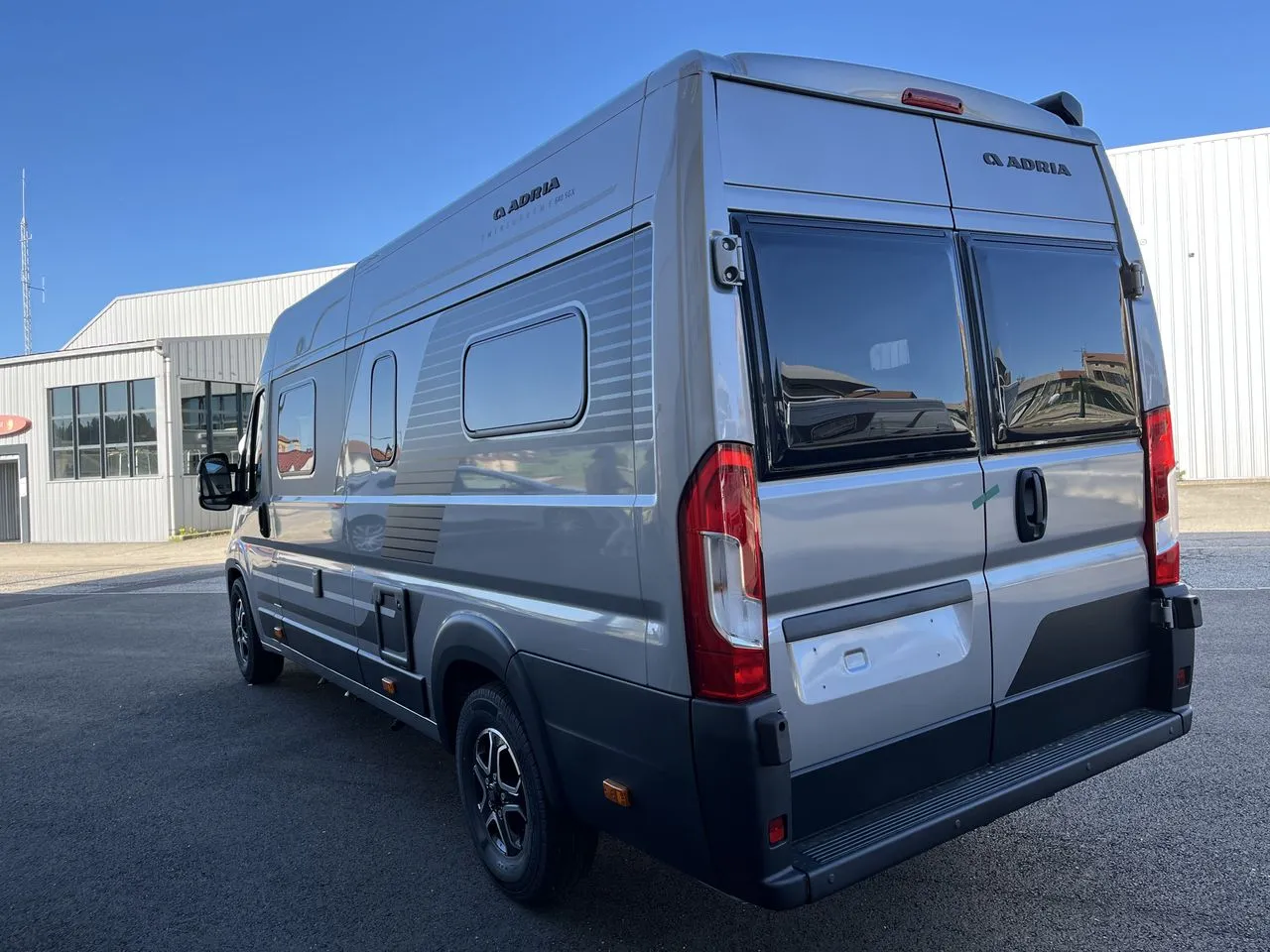 Fourgon aménagé - Adria - Twin Supreme 640 SGX - 2025