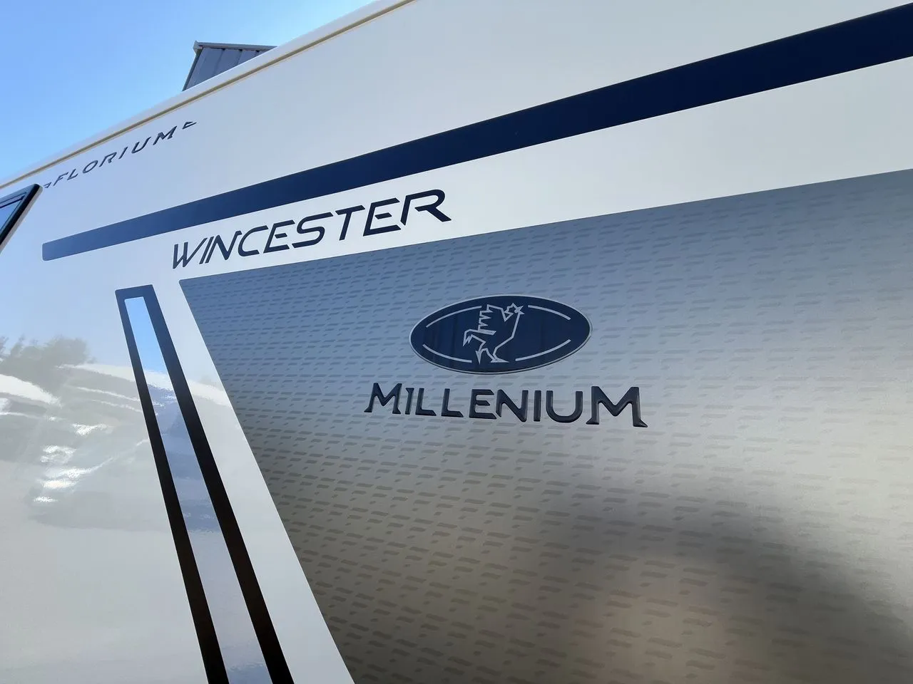 Camping-car - Florium - Wincester 74LJG Edition Millenium - 2024
