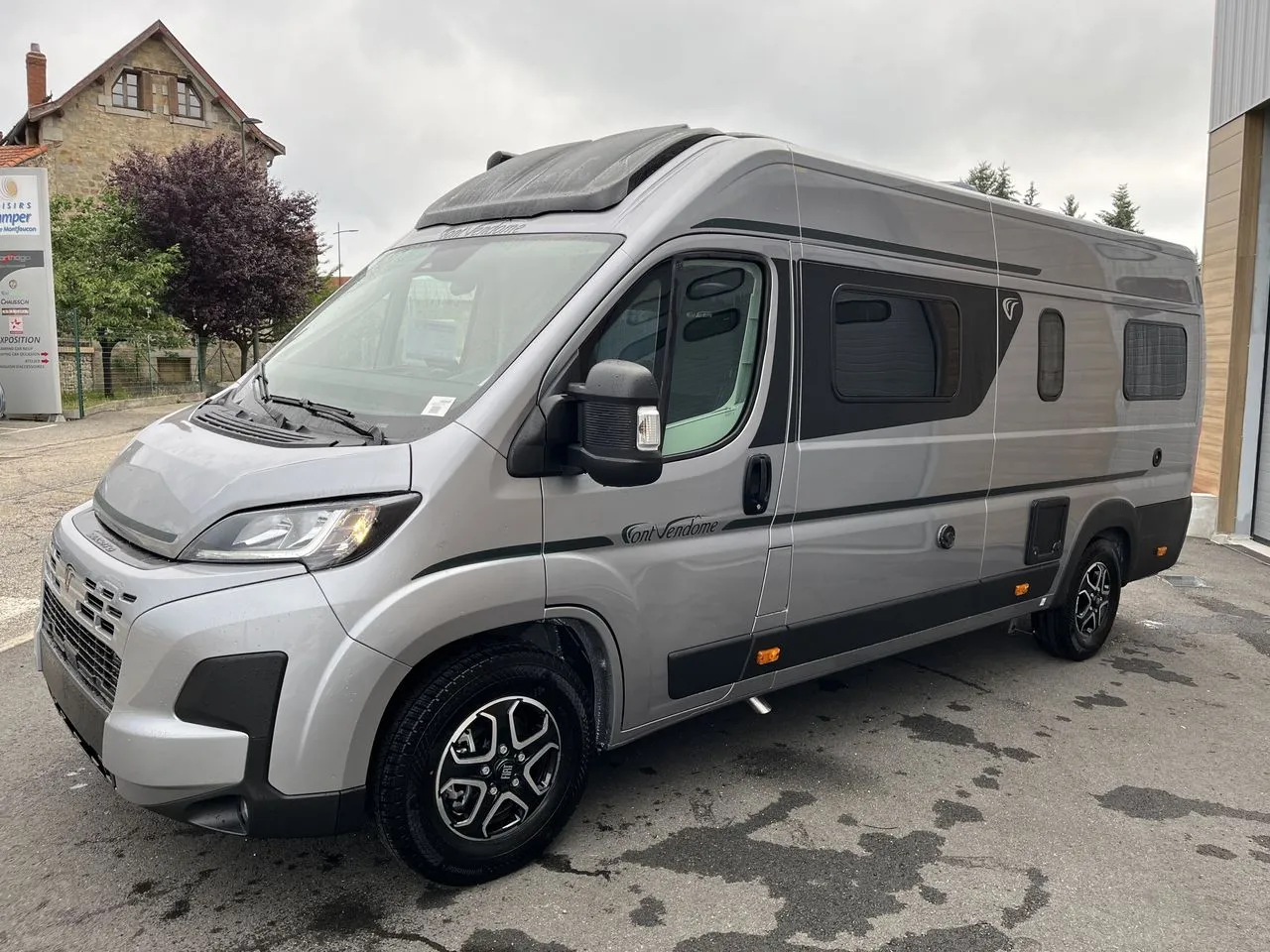 DuoVan Elegance