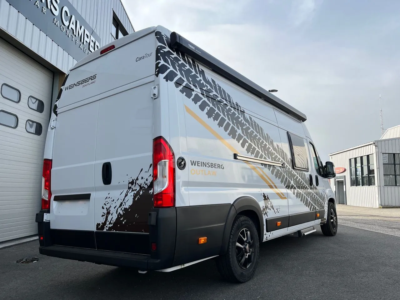 CARATOUR 630 MEG OUTLAW