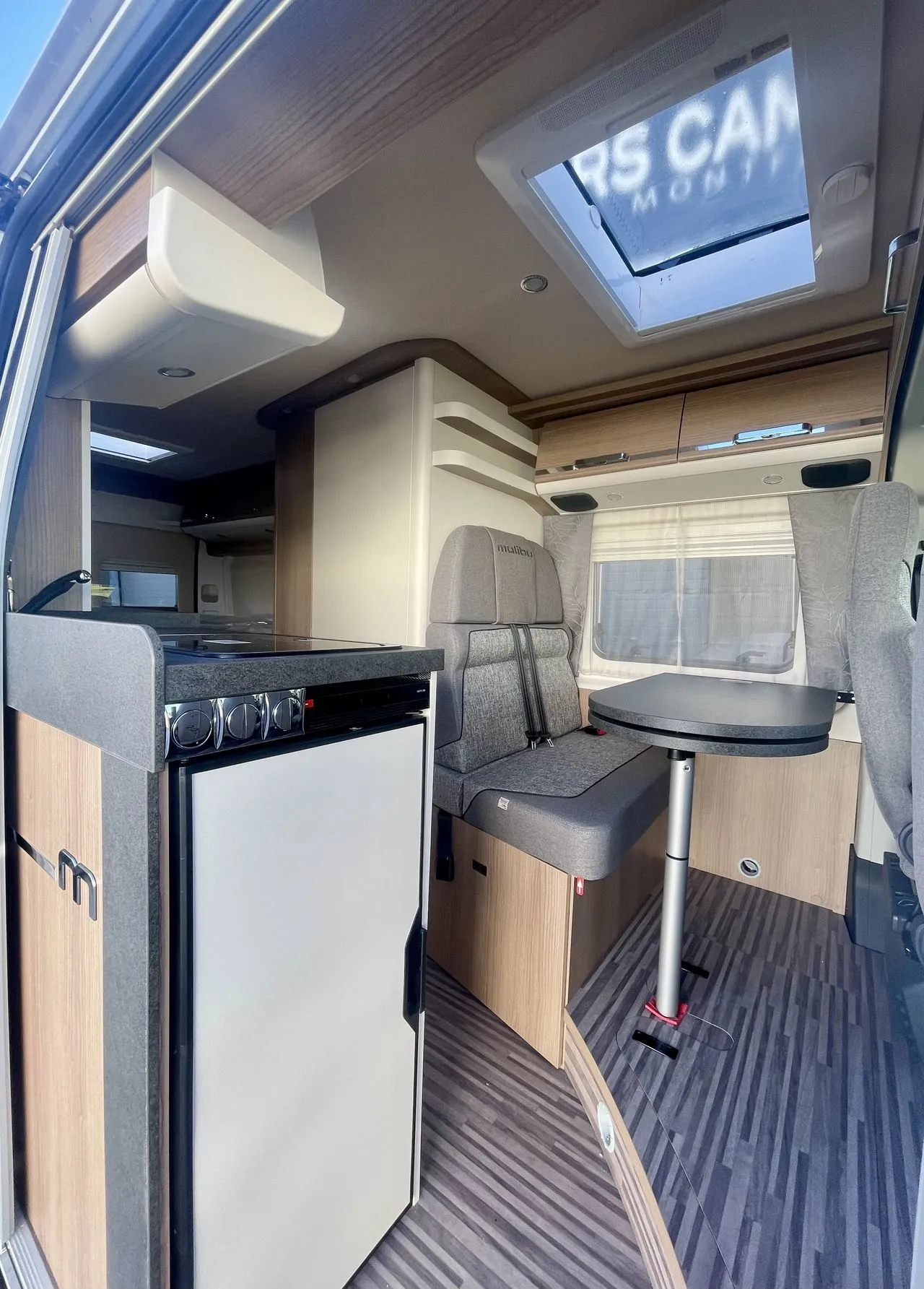 Fourgon aménagé - Malibu - First Class - 640LE RB Two Rooms - 2024