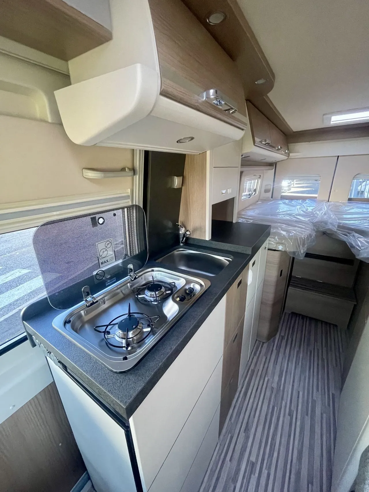 Fourgon aménagé - Malibu - First Class - 640LE RB Two Rooms - 2024