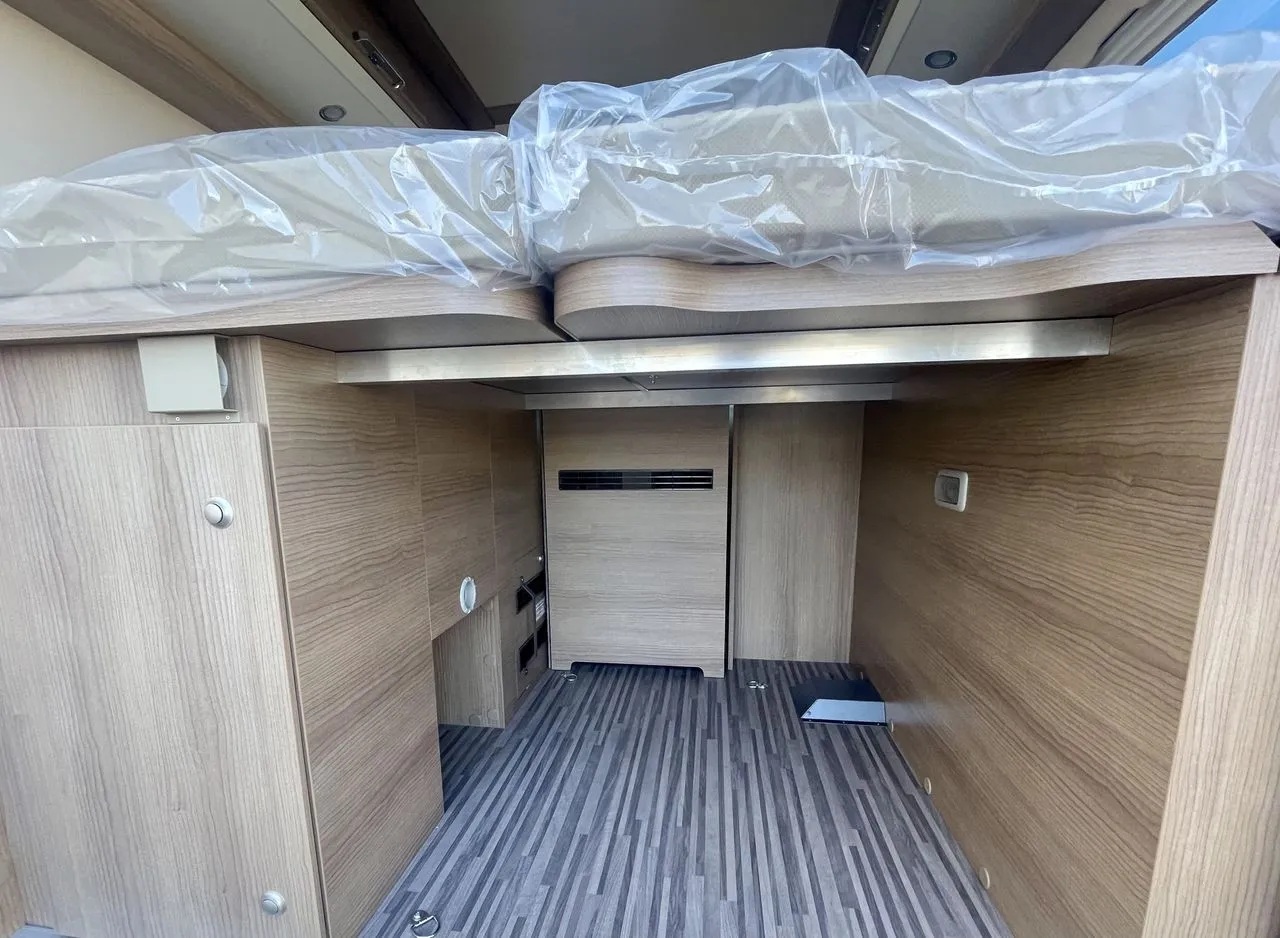 Fourgon aménagé - Malibu - First Class - 640LE RB Two Rooms - 2024