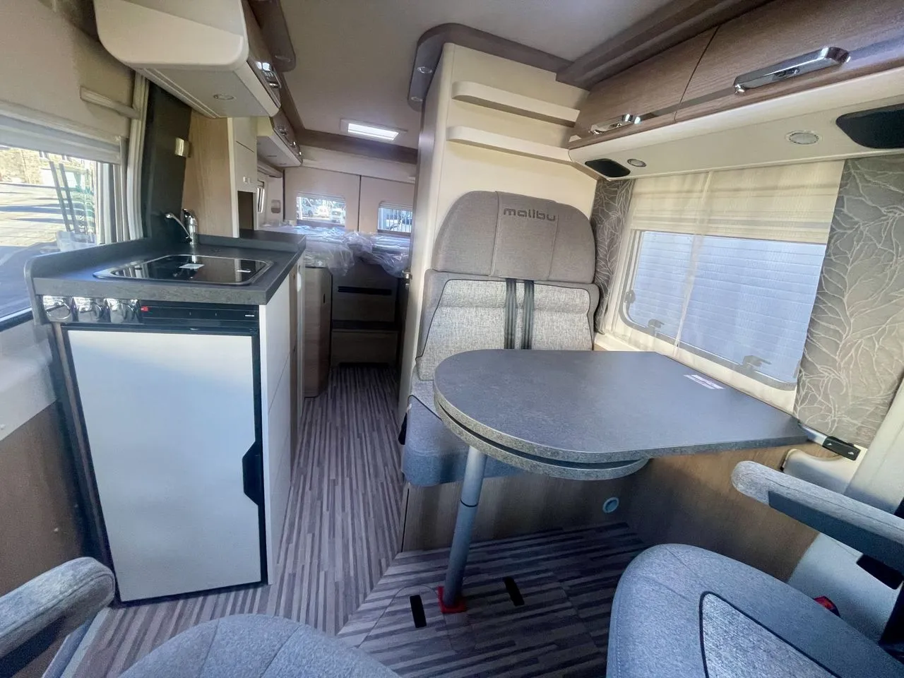 Fourgon aménagé - Malibu - First Class - 640LE RB Two Rooms - 2024