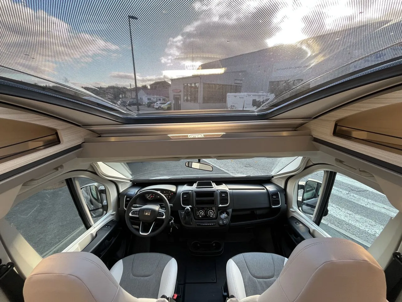 Camping-car - Adria - Compact DL Sélection 60 - 2025