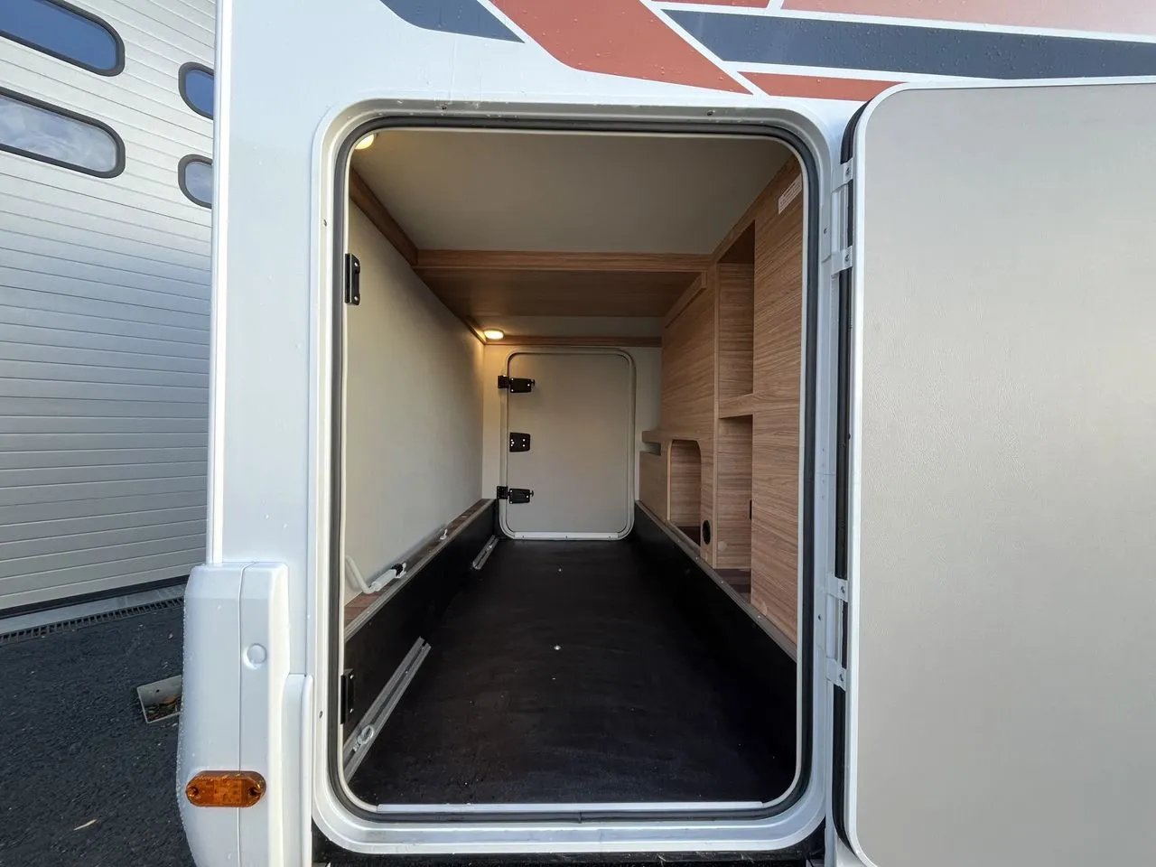 Camping-car - Weinsberg - CaraCompact Suite 640 MEG Edition Pepper - 2024