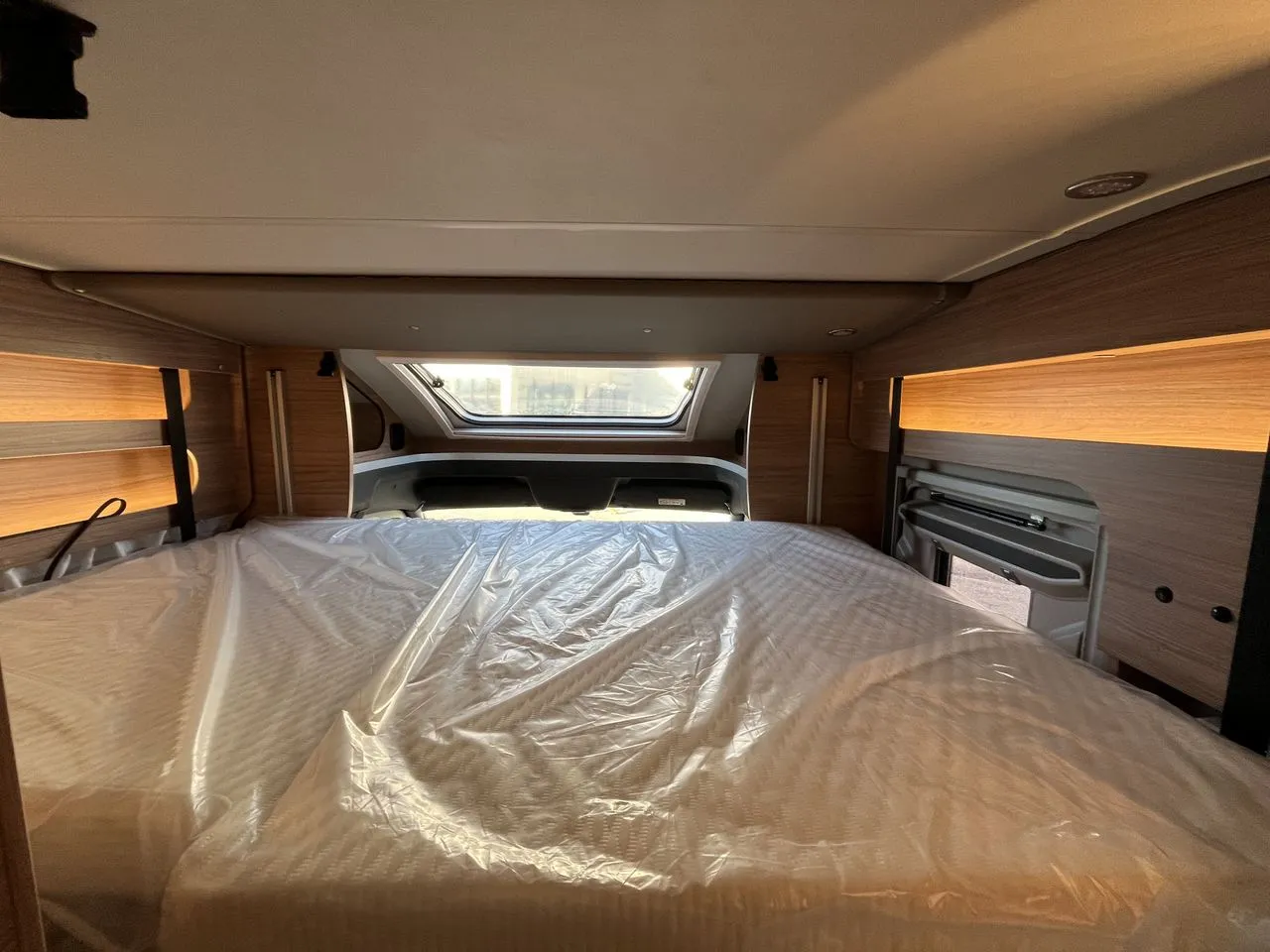 Camping-car - Weinsberg - CaraCompact Suite 640 MEG Edition Pepper - 2024
