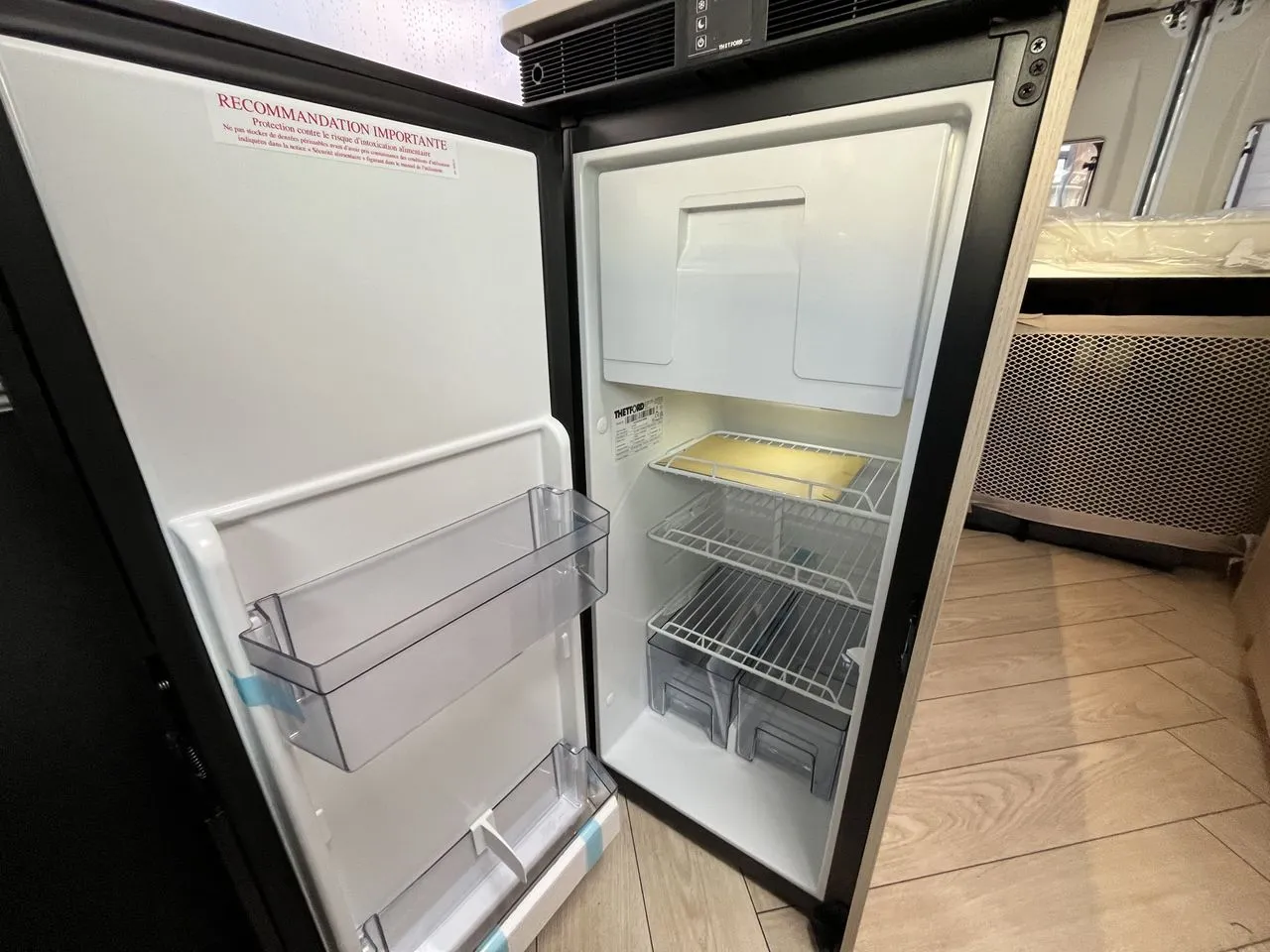 Fourgon aménagé - Chausson - V594 FIRST LINE LIGHT - 2026