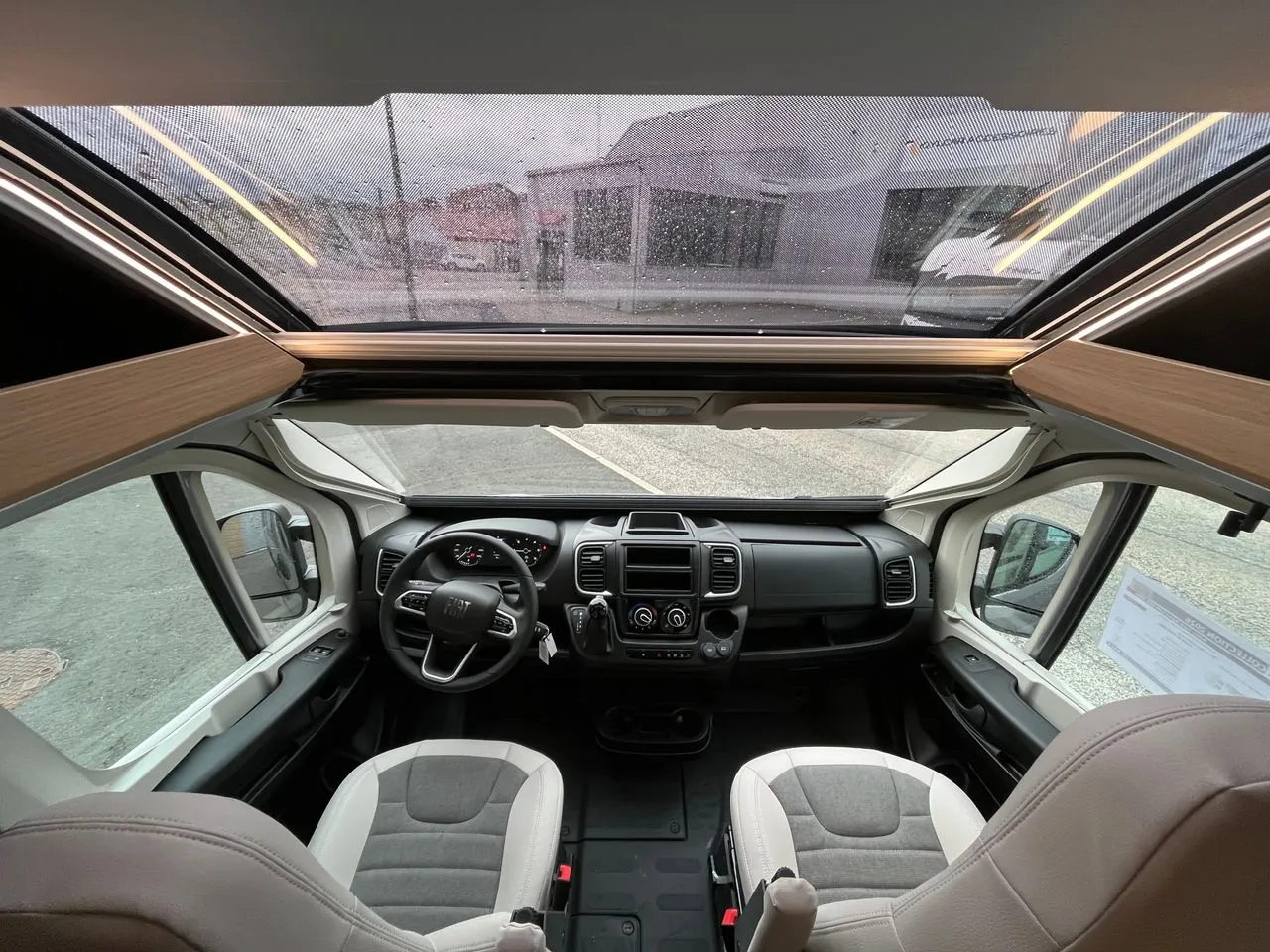 Fourgon aménagé - Adria - Twin Sports 640 SGX Sélection 60 - 2026