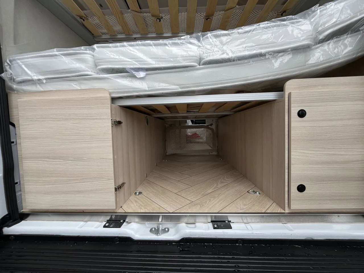 Fourgon aménagé - Chausson - V594 Max First-Line Light - 2026