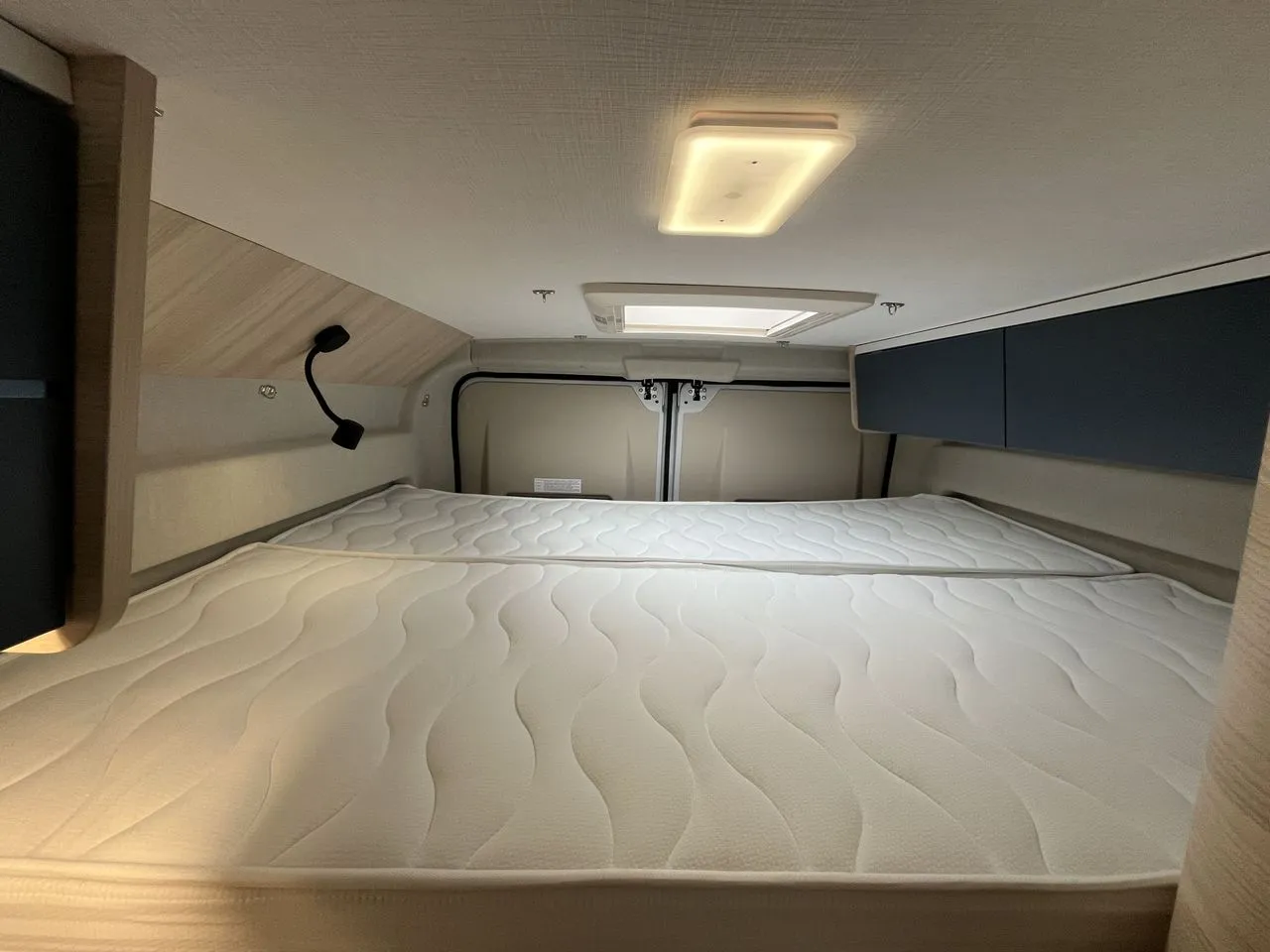 Fourgon aménagé - Chausson - V594 Max First-Line Light - 2026