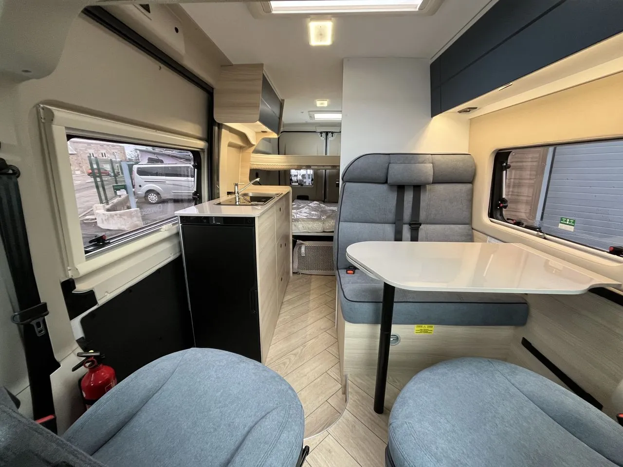 Fourgon aménagé - Chausson - V594 Max First-Line Light - 2026