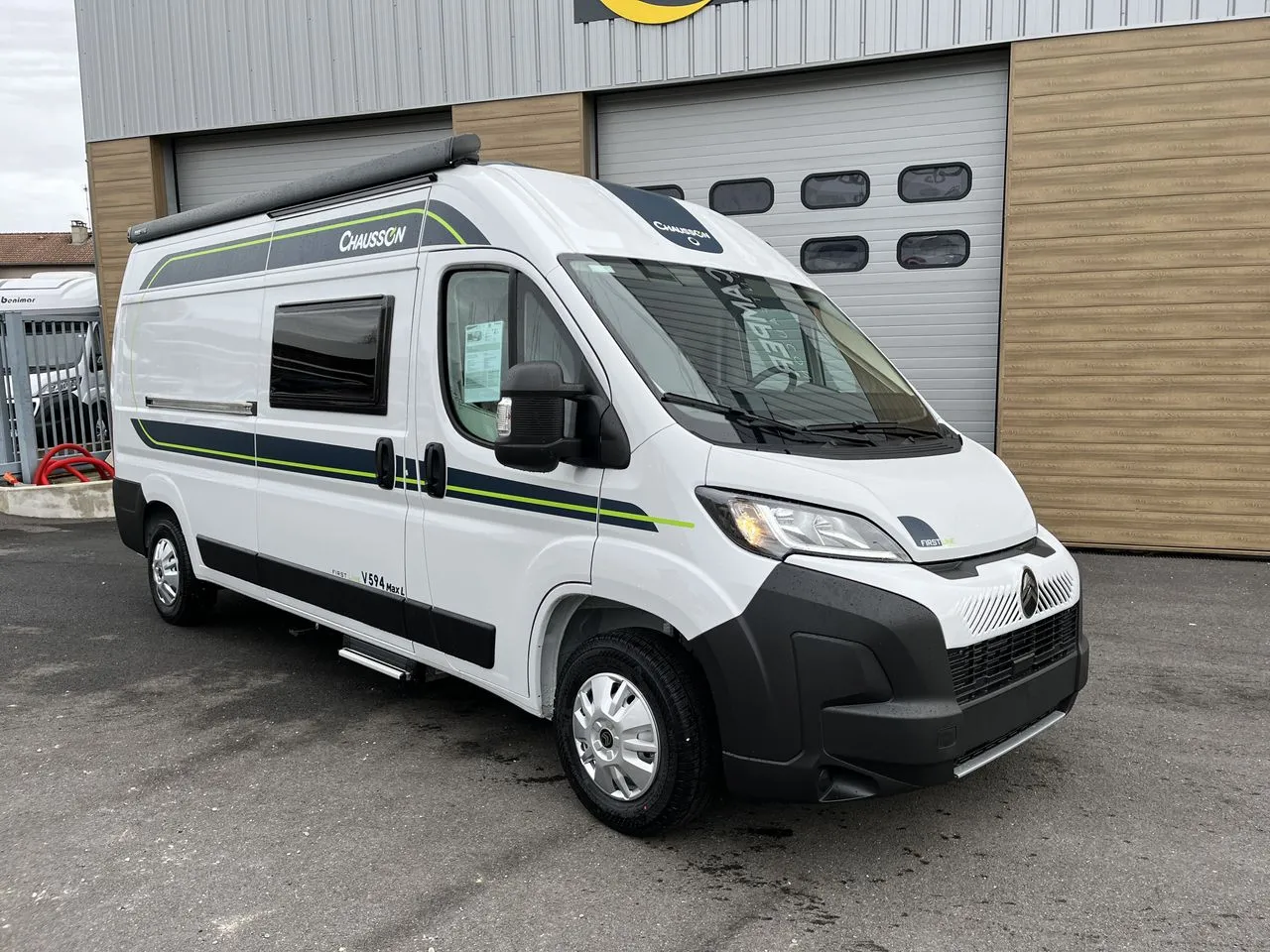 Fourgon aménagé - Chausson - V594 Max First-Line Light - 2026