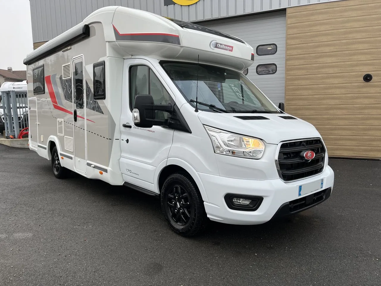 328 XLB Graphite Premium