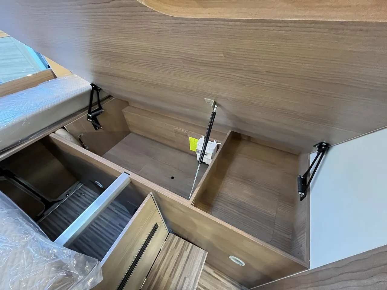 Fourgon aménagé - Malibu - 640 LE-RB Two-Rooms - 2024