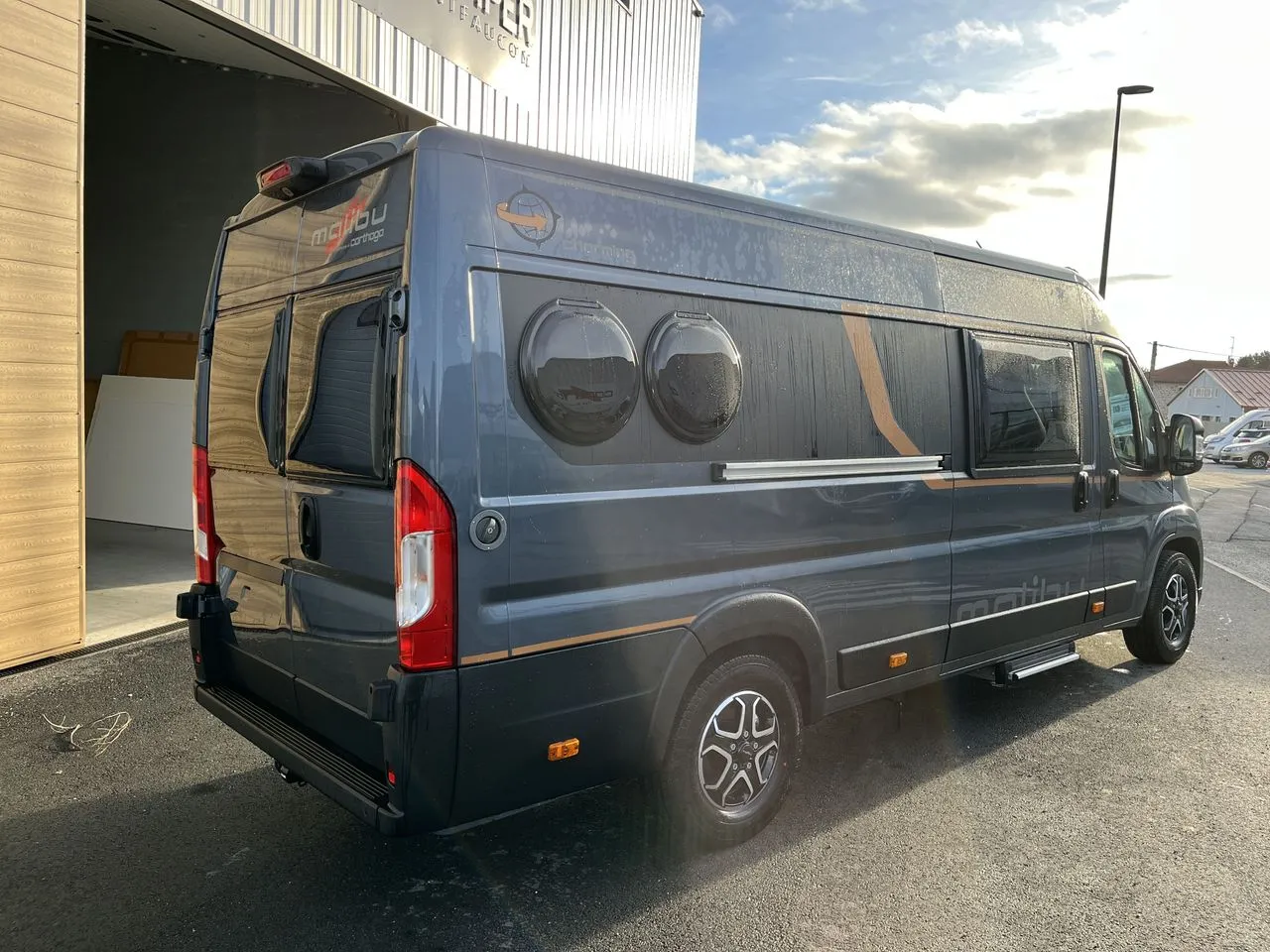 Fourgon aménagé - Malibu - Charming 640 LE-K GT-Skyview - 2025