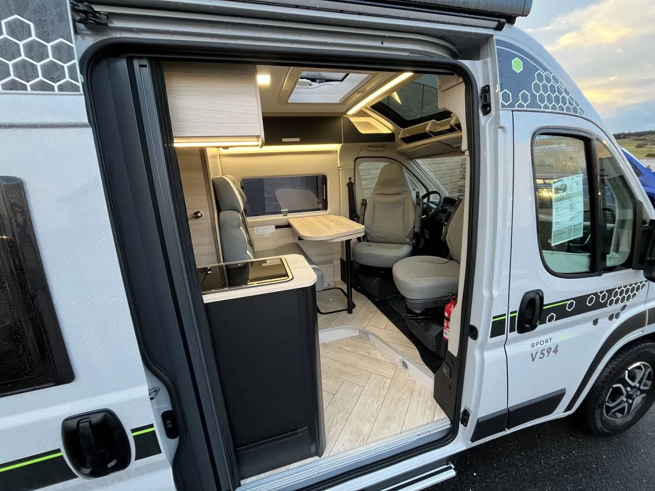 Fourgon aménagé - Chausson - V594 Sport Line - 2026