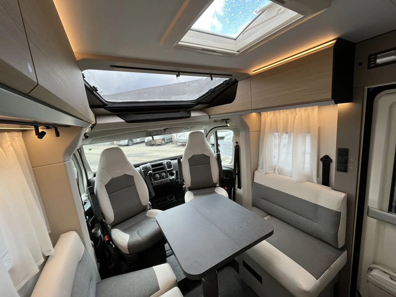 Camping-car - Adria - Compact DC Select - 2026