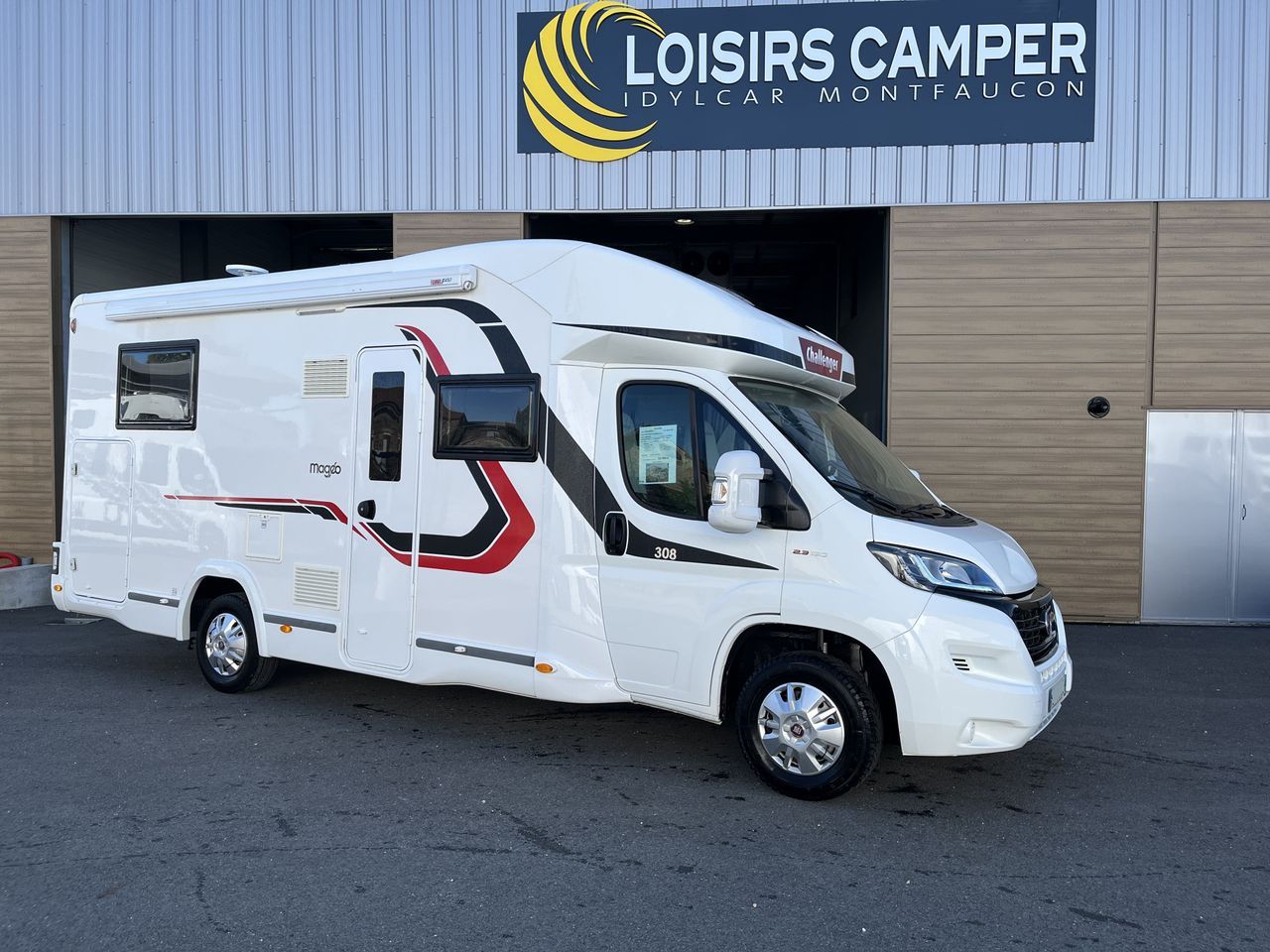 Camping-car CHALLENGER Mageo 308