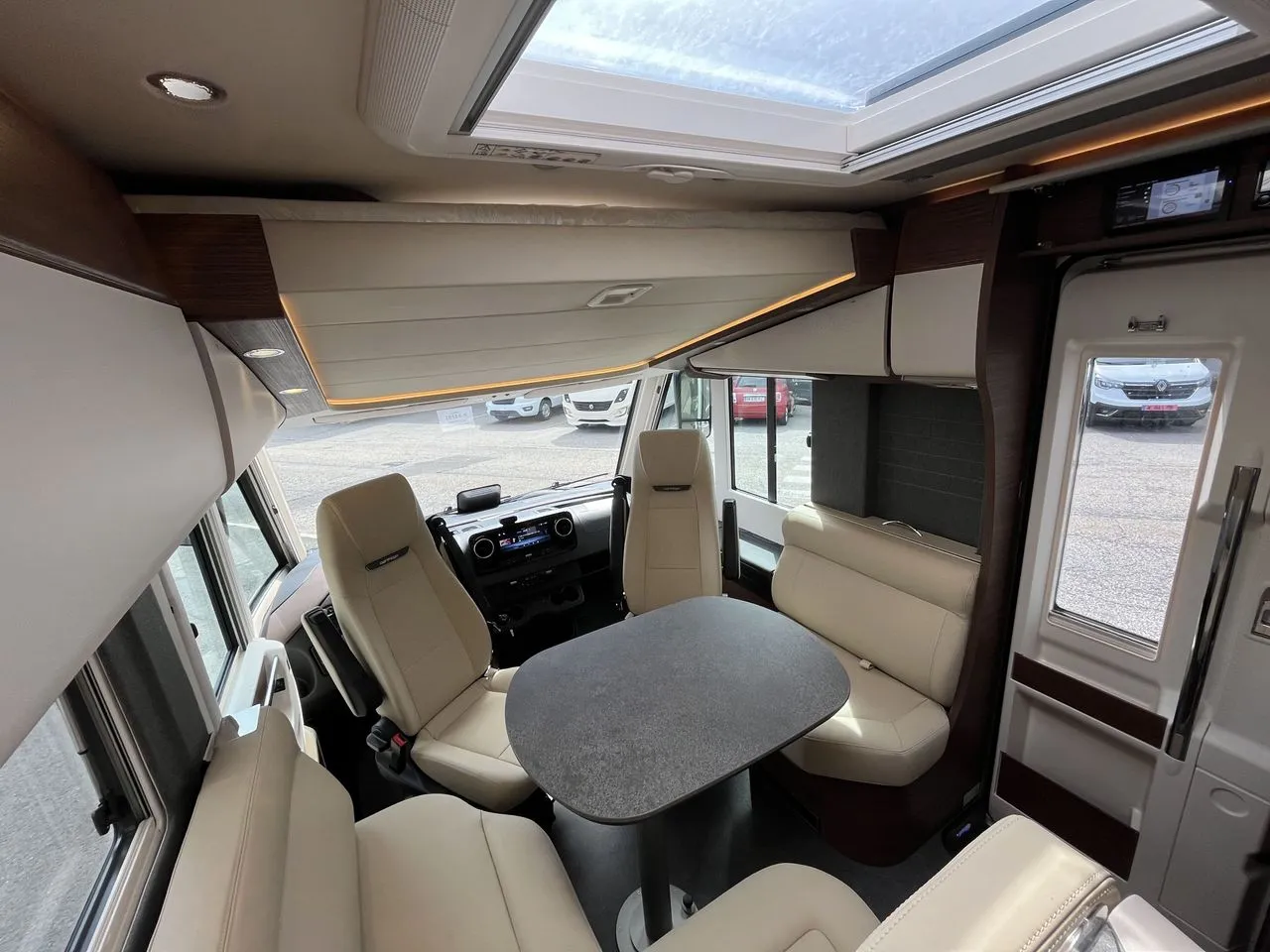Camping-car - Carthago - CHIC C-LINE I4.9LE L Mercedes-Benz - 2026