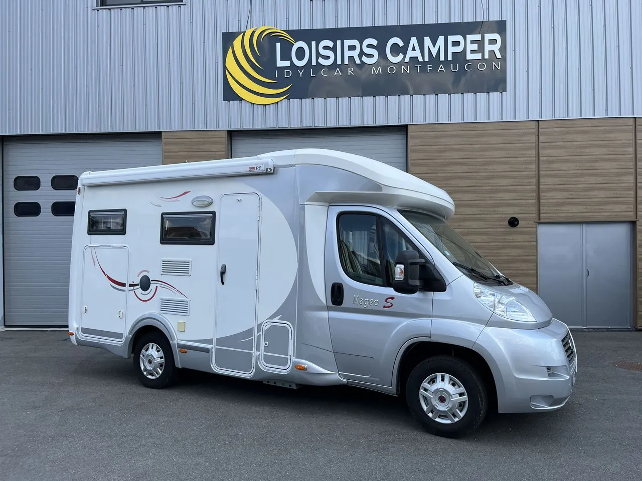 Camping-car occasion – Profilé — Camping-car profilé