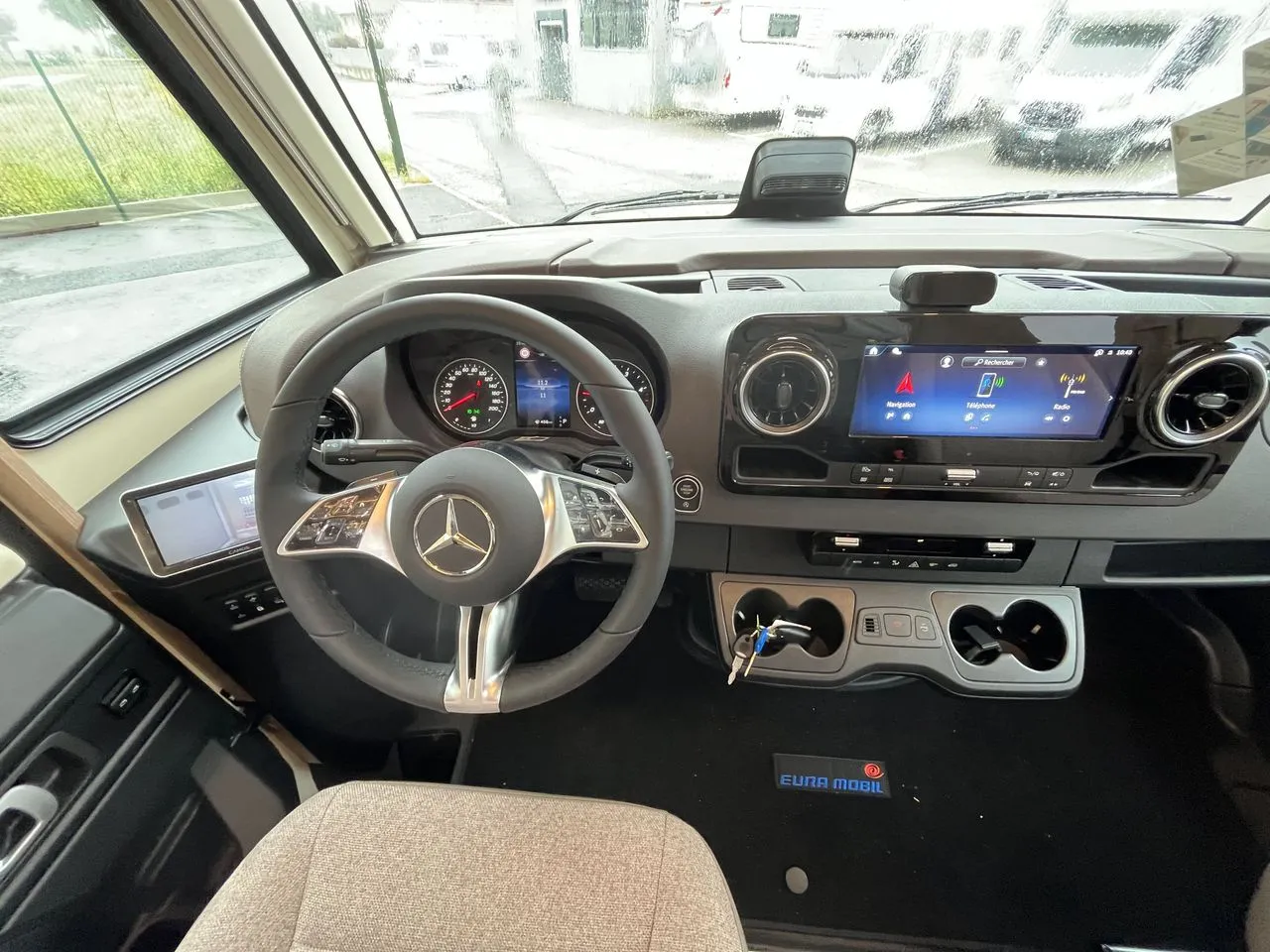 Camping-car - Eura Mobil - Integra Line GT 726 QF Comfort - 2027
