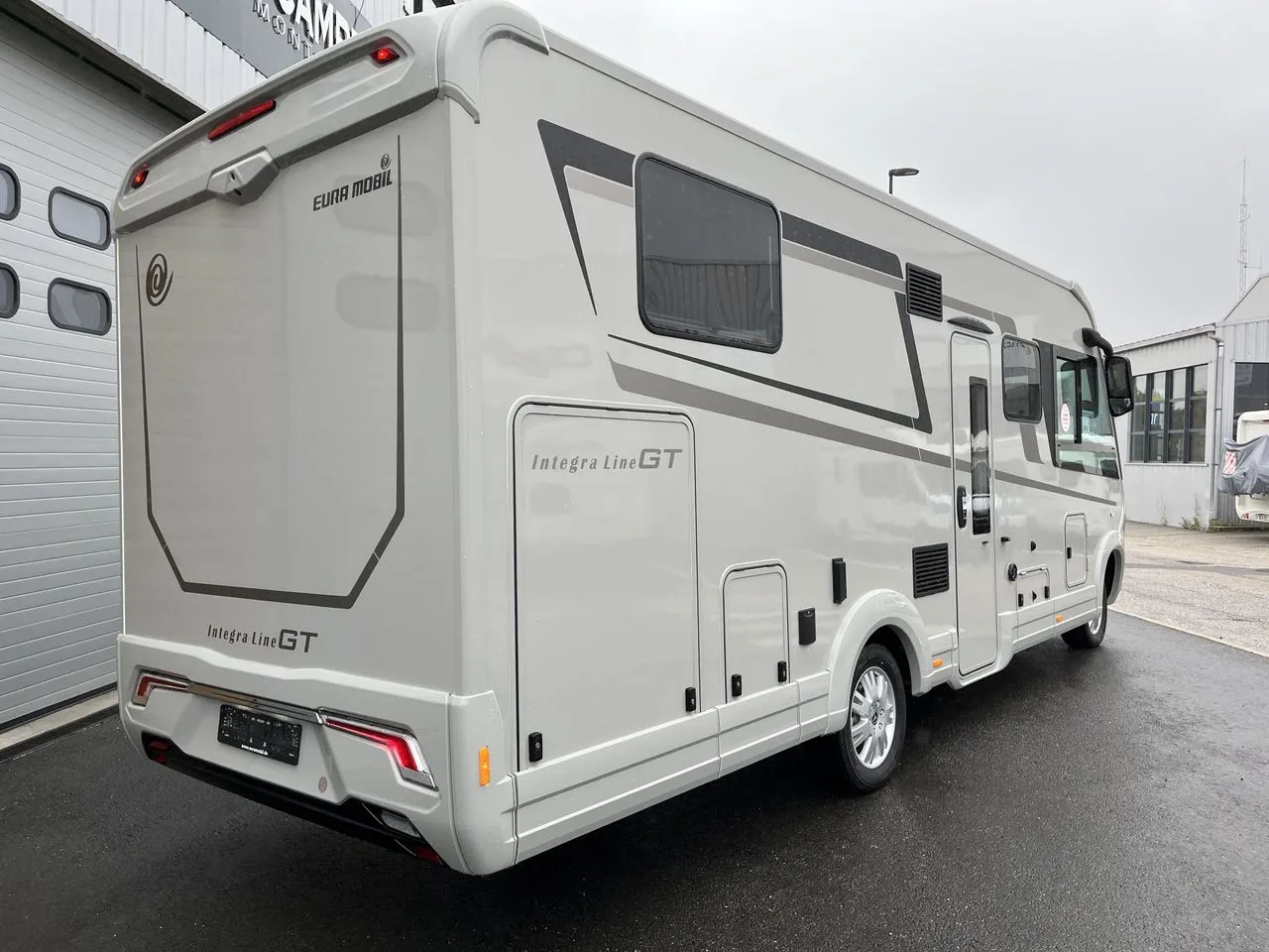 Camping-car - Eura Mobil - Integra Line GT 726 QF Comfort - 2027