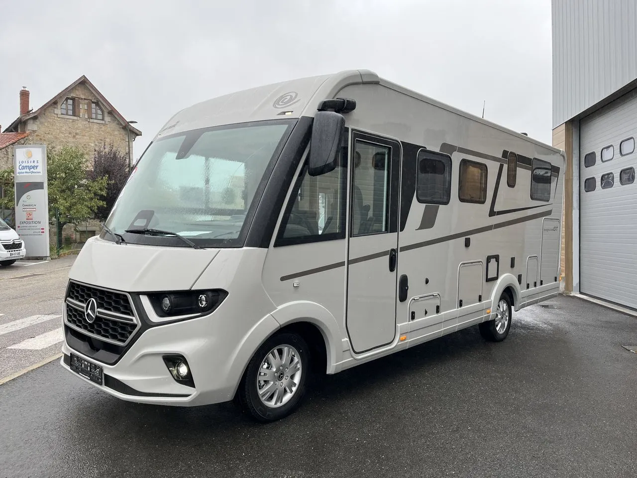 Camping-car - Eura Mobil - Integra Line GT 726 QF Comfort - 2027