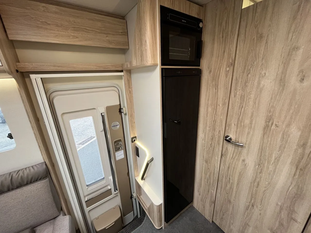 Camping-car - Eura Mobil - Integra Line GT 726 QF Comfort - 2027