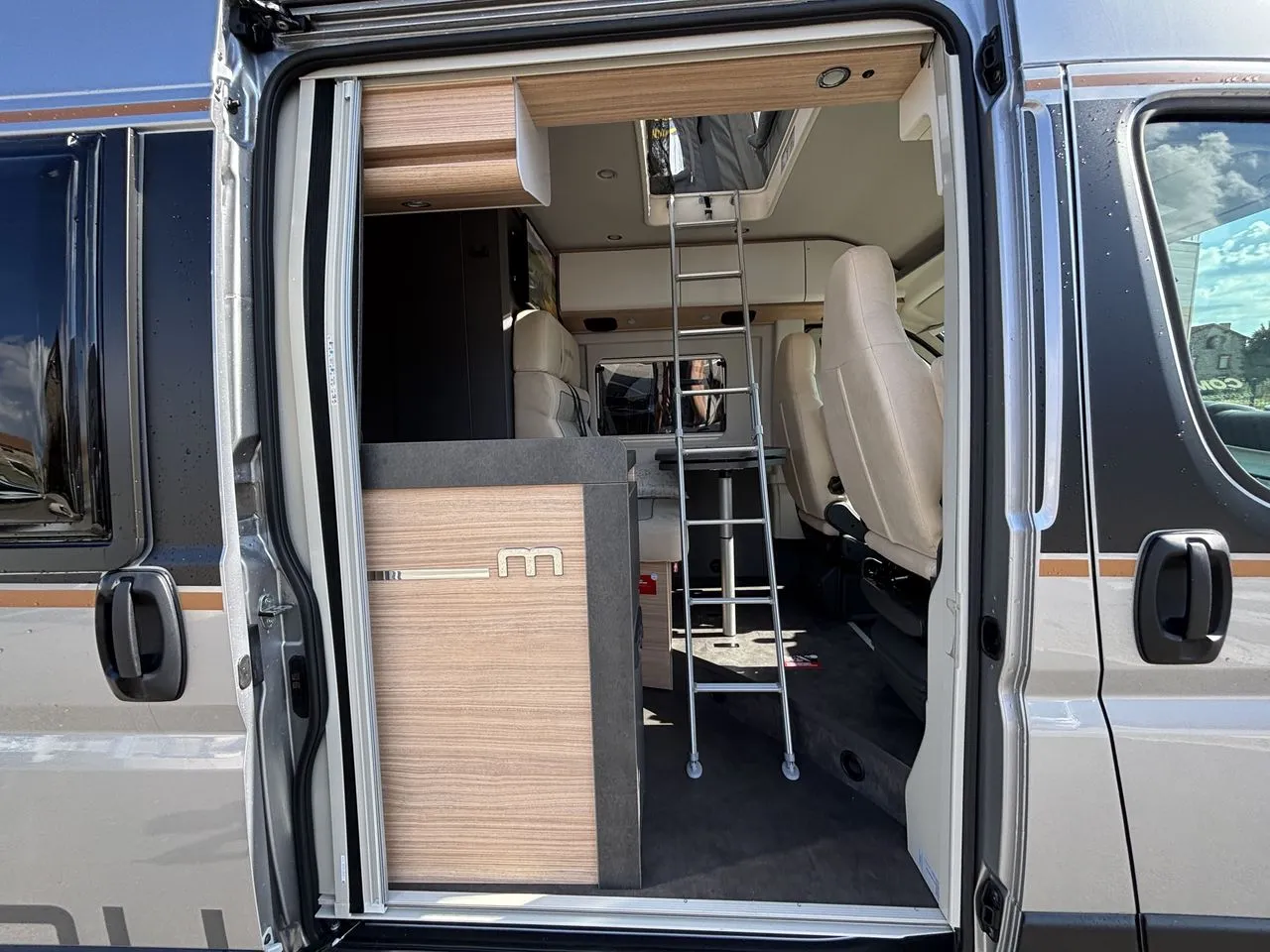 Fourgon aménagé - Malibu - Van Comfort 600 DB For-4 - 2027