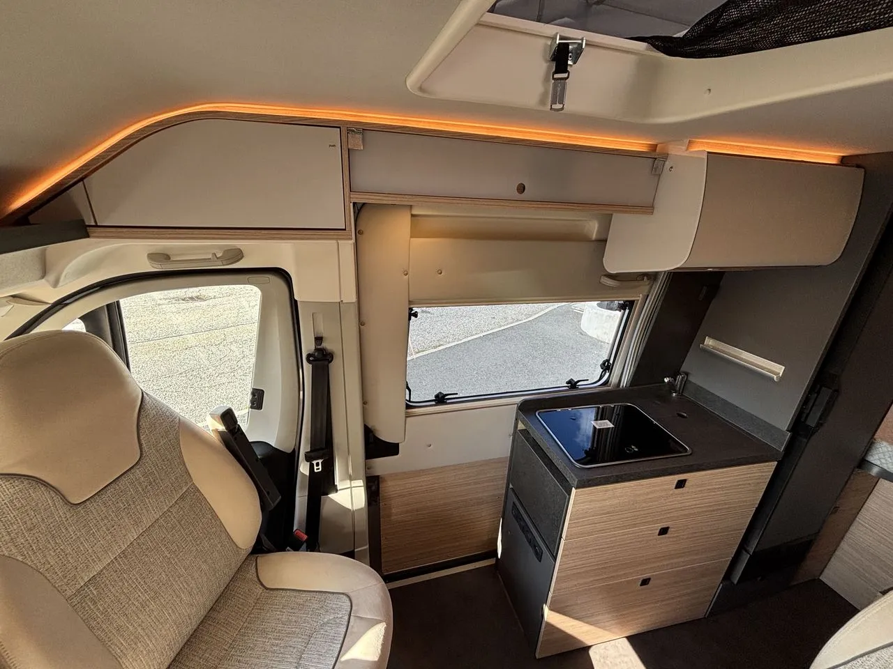 Fourgon aménagé - Malibu - Van Comfort 600 DB For-4 - 2027