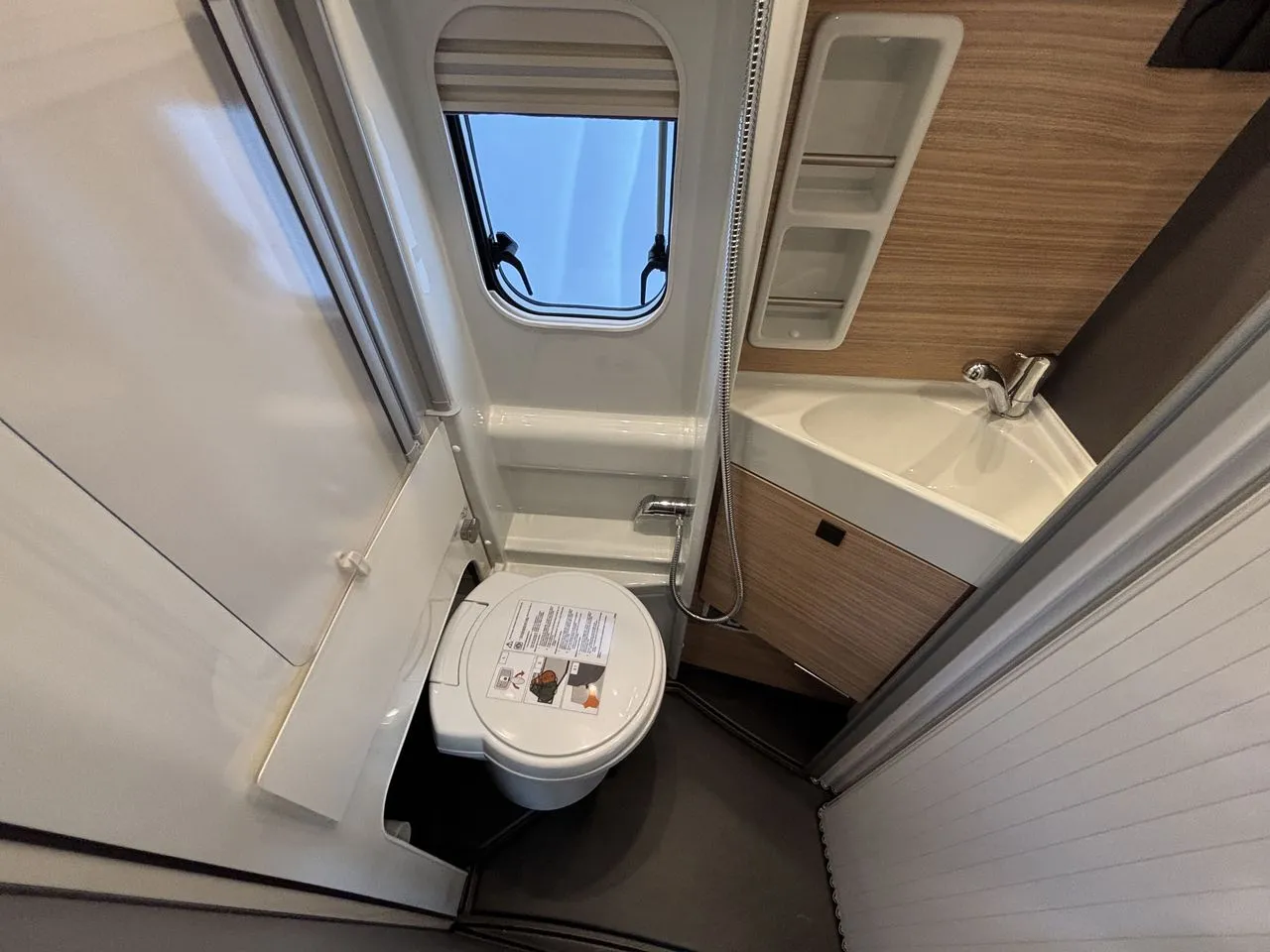 Fourgon aménagé - Malibu - Van Comfort 600 DB For-4 - 2027