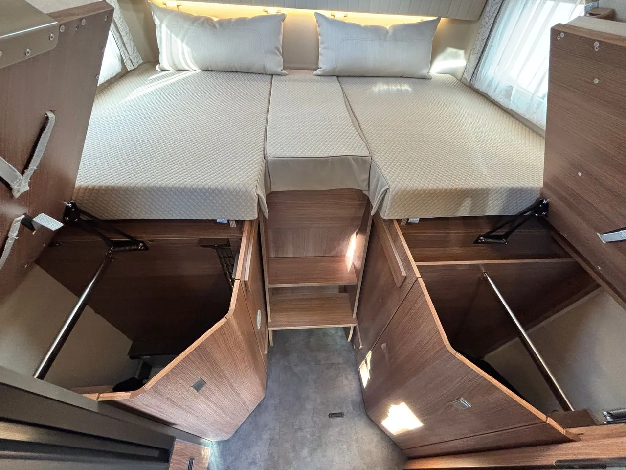 Camping-car - Carthago - C2-Tourer I-141 KB-LE Lightweight - 2027