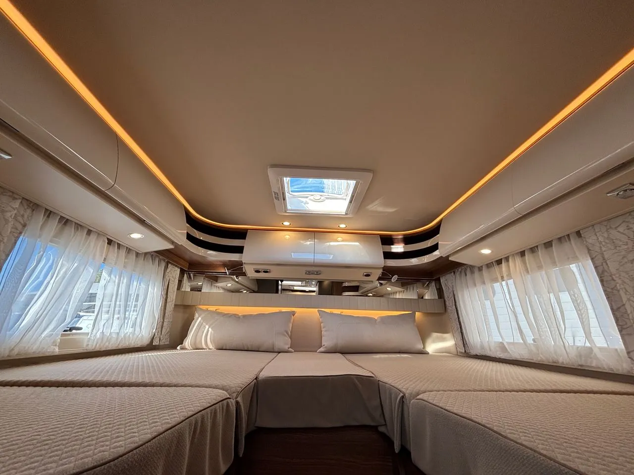Camping-car - Carthago - C2-Tourer I-141 KB-LE Lightweight - 2027
