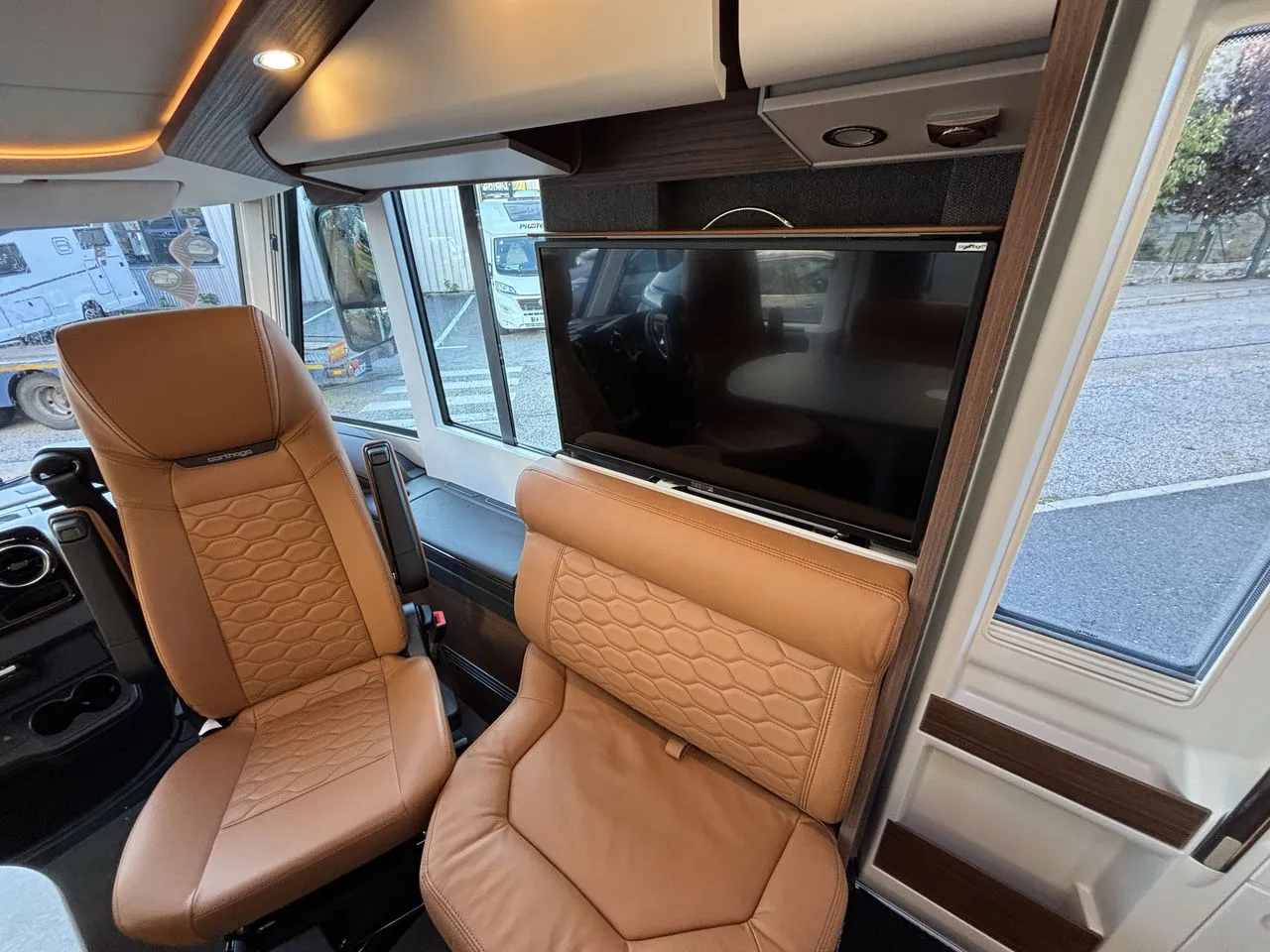 Camping-car - Carthago - Chic C-Line I 4.9LE-L Black Edition - 2027