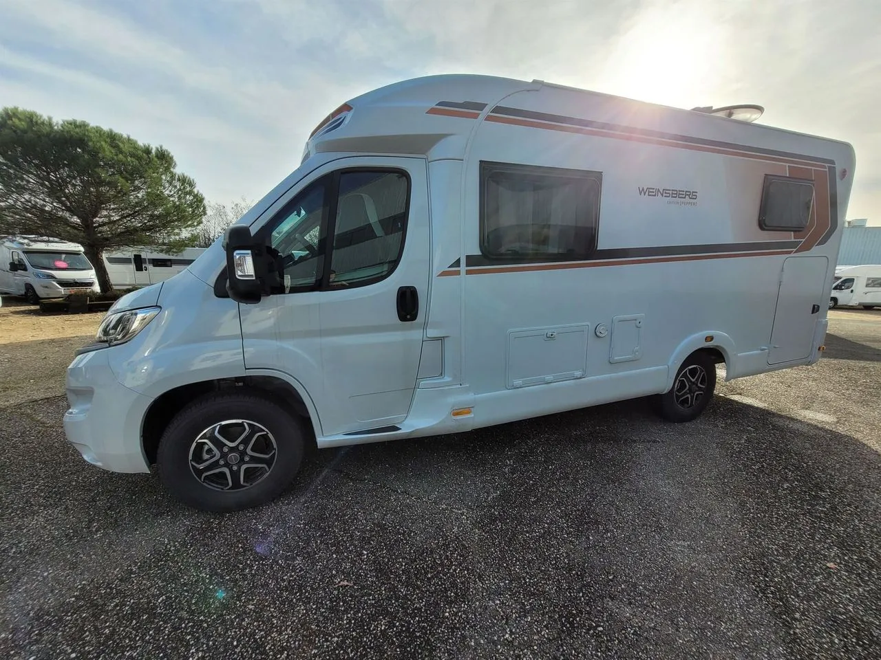 Camping-car - Weinsberg - CARA COMPACT 600 MEG EDITION PEPPER - 2024