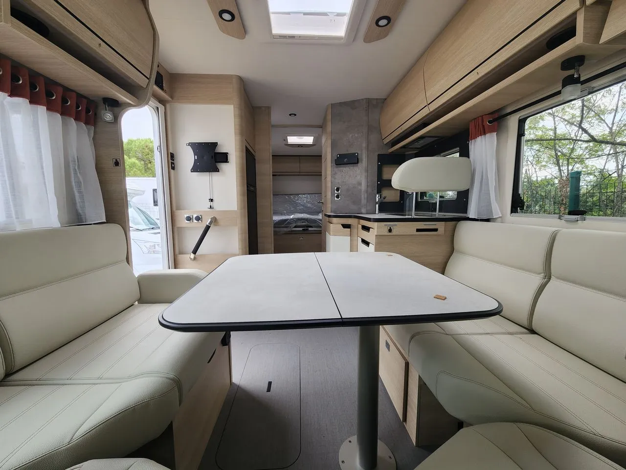 Camping-car - Rapido - 8096 DF ULTIMATE LINE - 2025