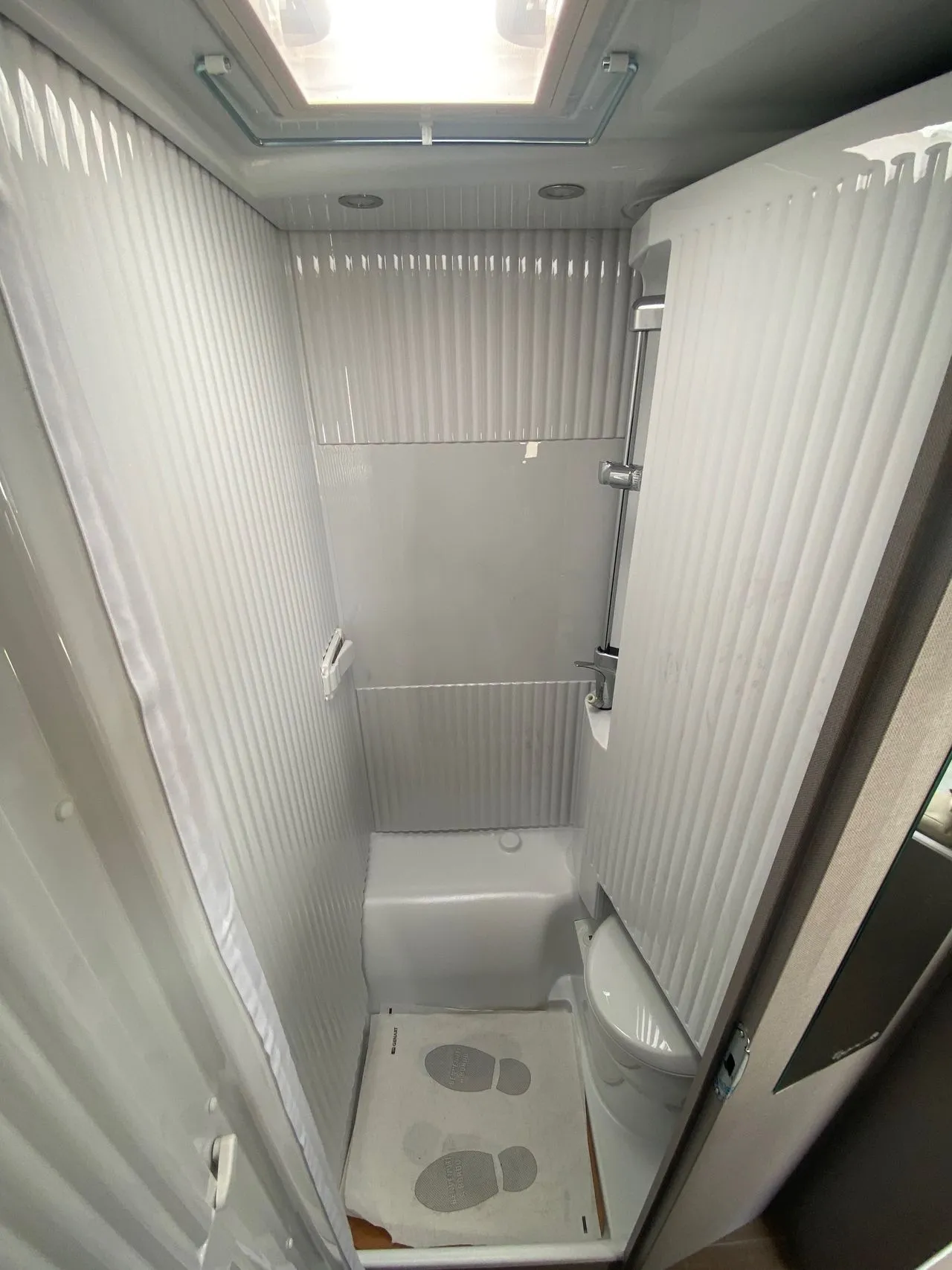 Camping-car - Etrusco - 6.6 sf - 2024