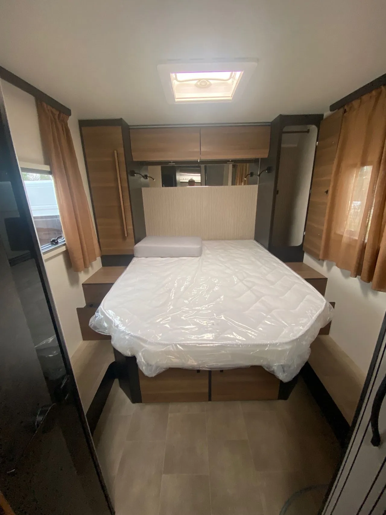 Camping-car - Rimor - 69 PLUS - 2025