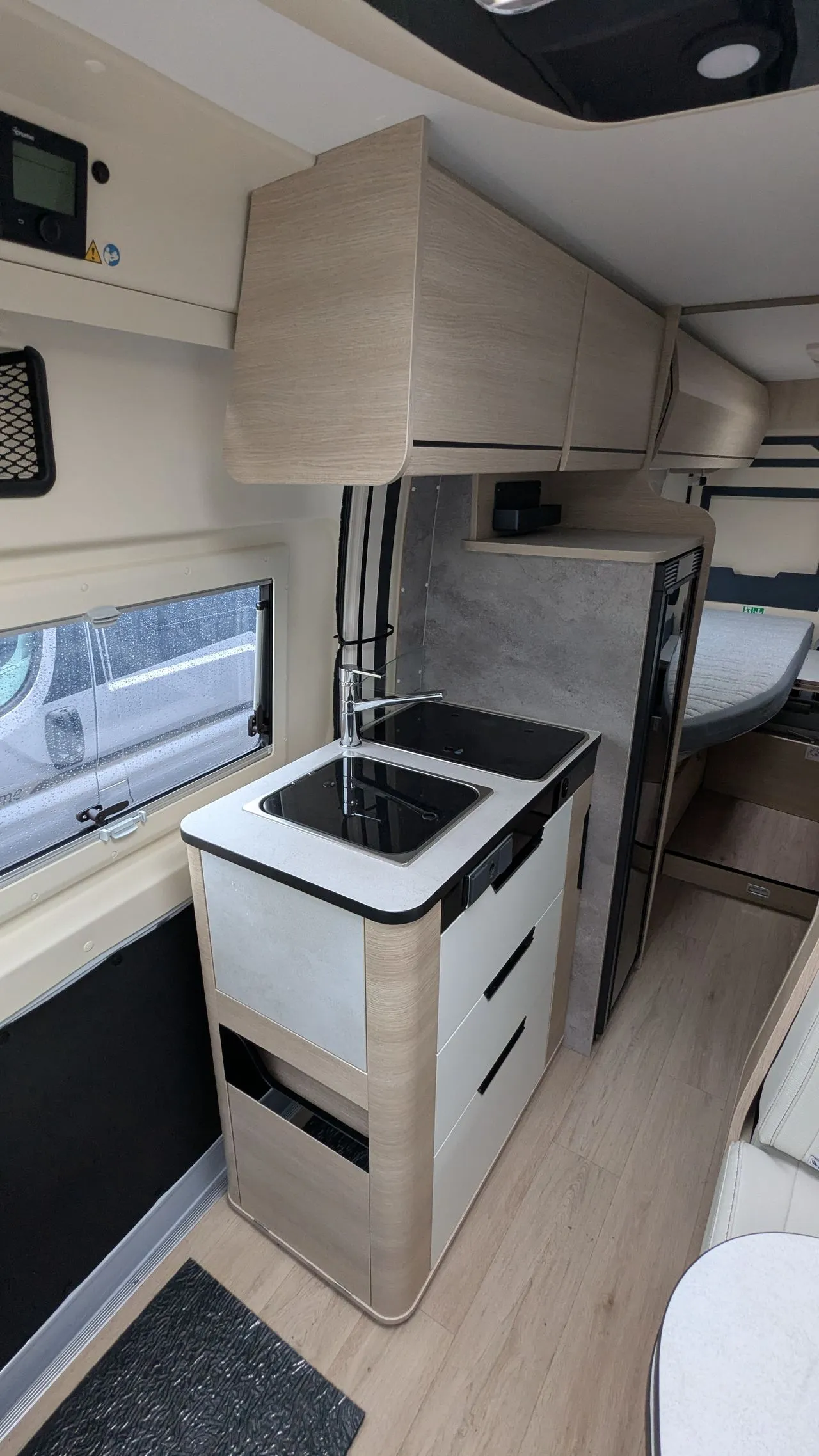 Fourgon aménagé - Rapido - V 68 - 2026