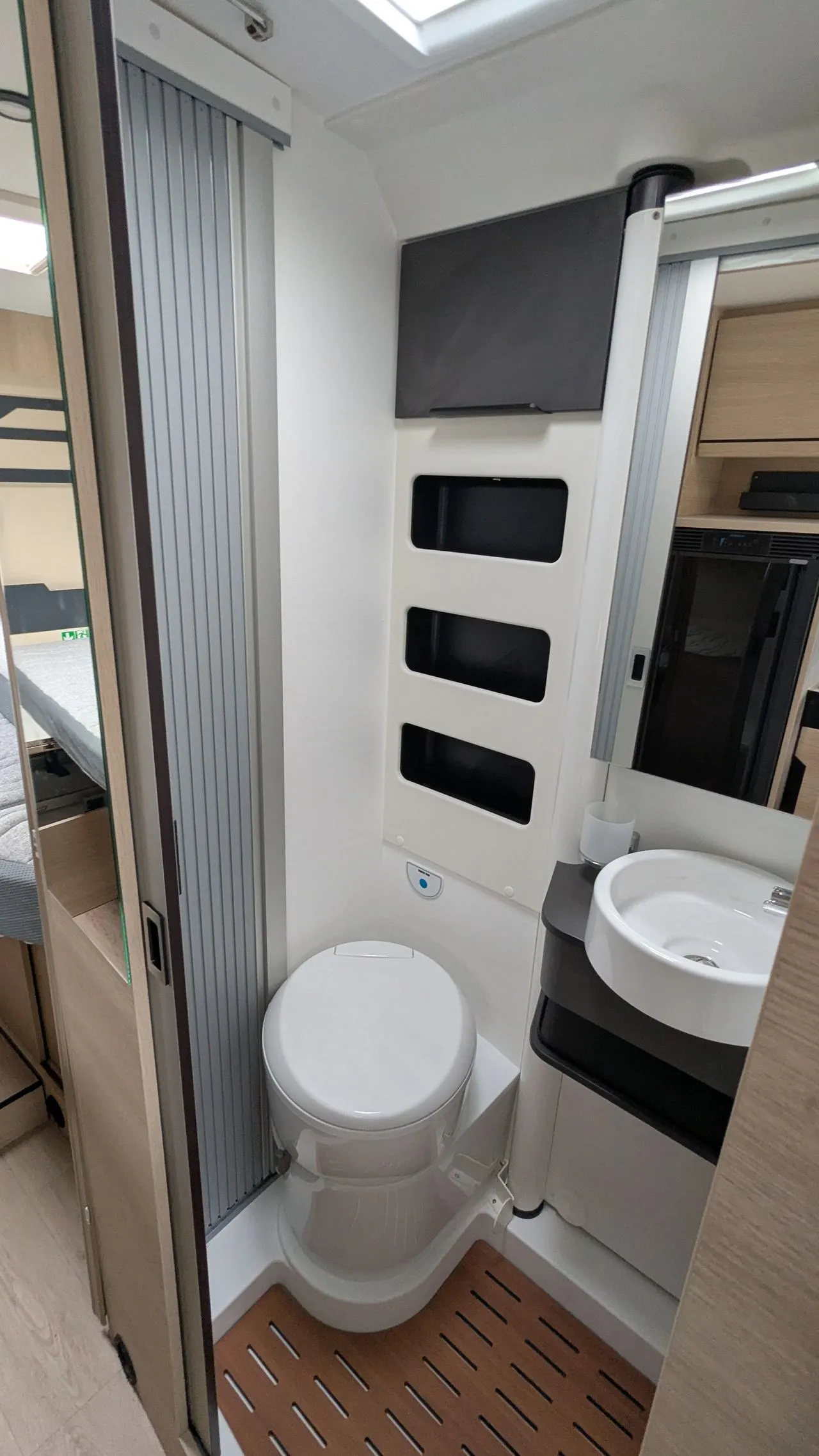 Fourgon aménagé - Rapido - V 68 - 2026